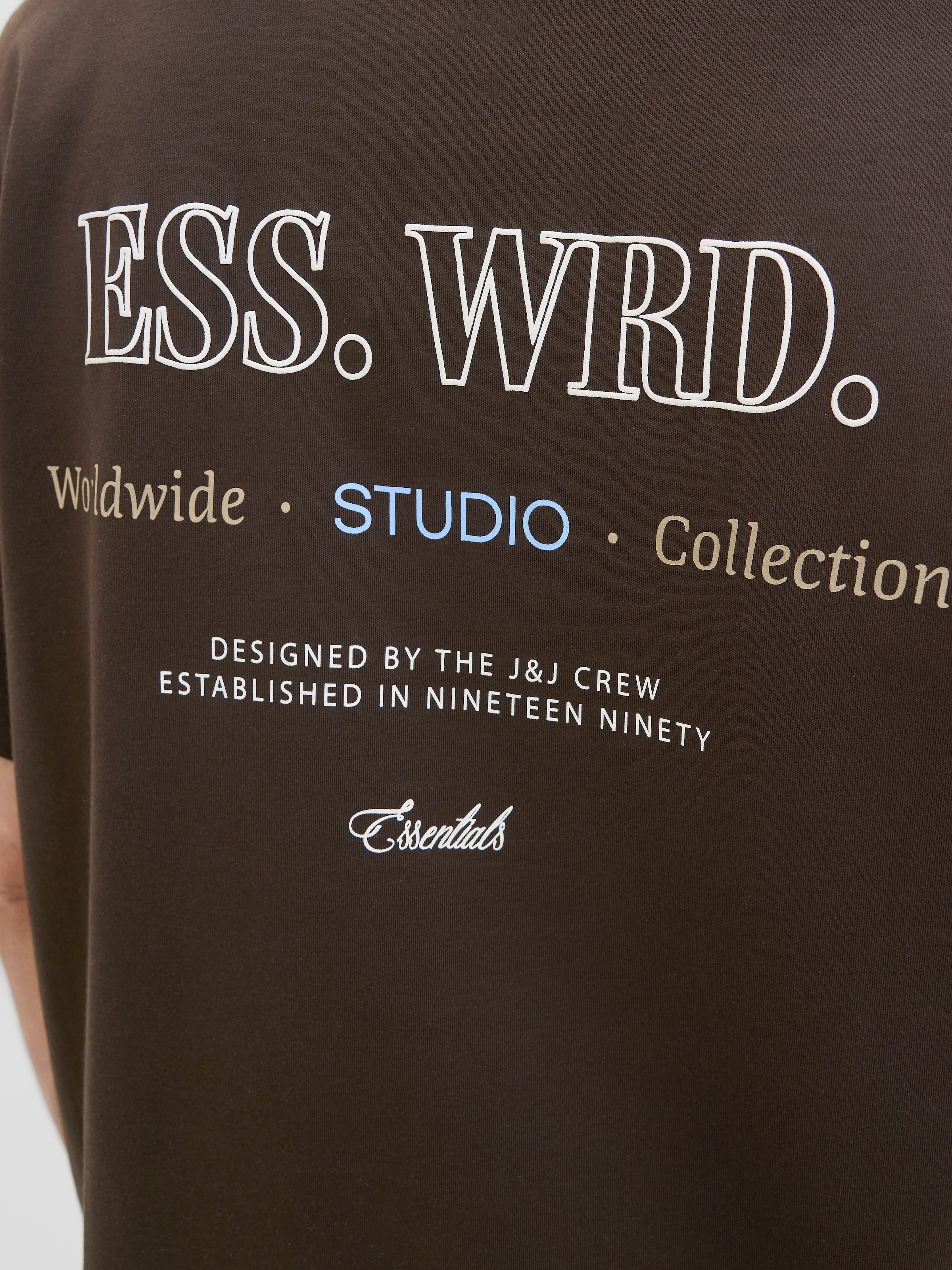 Jack & Jones Rundhalsshirt »JJEURBAN EDGE STUDIO TEE SS O-NECK NOOS«, mit Front und Back Print