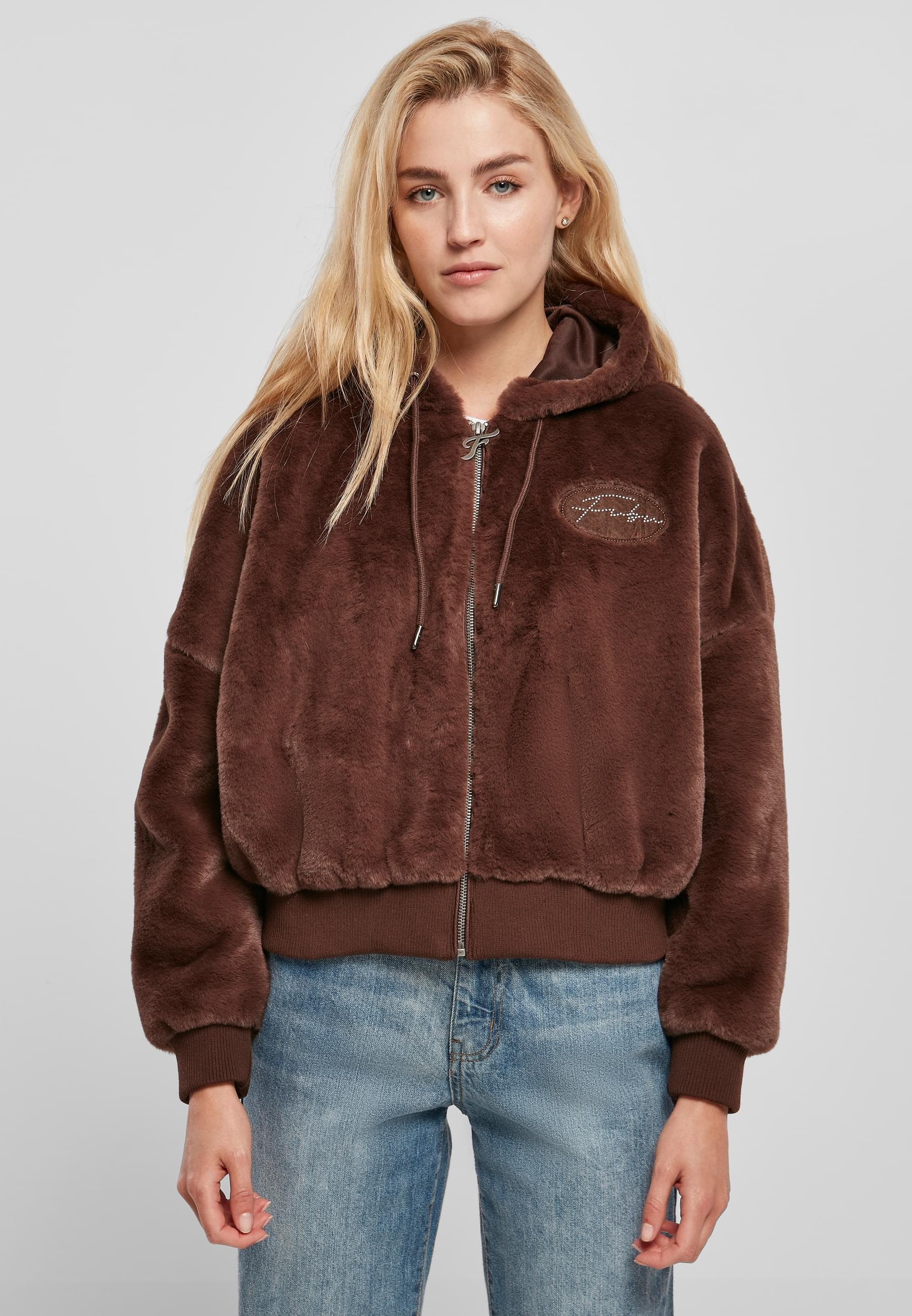 Fubu Collegejacke »Fubu Damen FW224-022-1 Signature Rhinestone Fur Jacket brown« 1 Stk. tlg. mit Kapuze