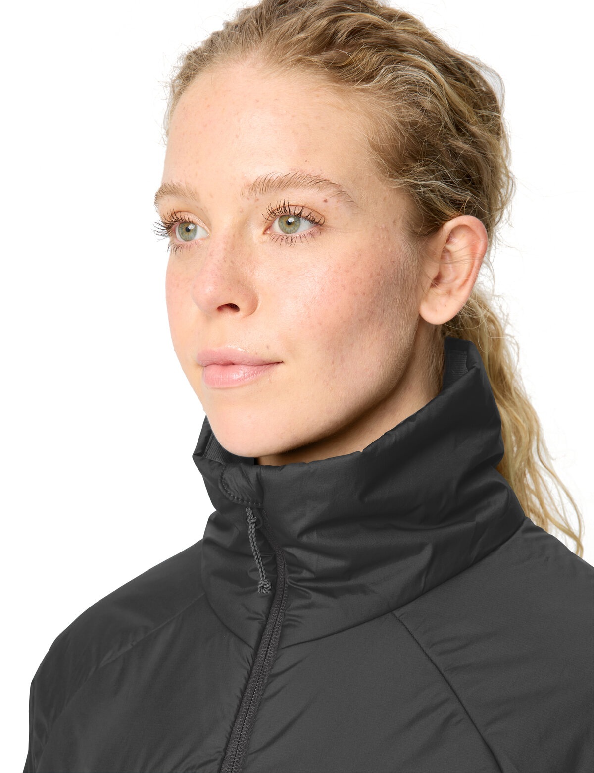 VAUDE Fahrradjacke »WOMEN'S WINTRY INSULATION JACKET« sportlicher Stil, mit PrimaLoft®-Wattierung, hoher Stehkragen