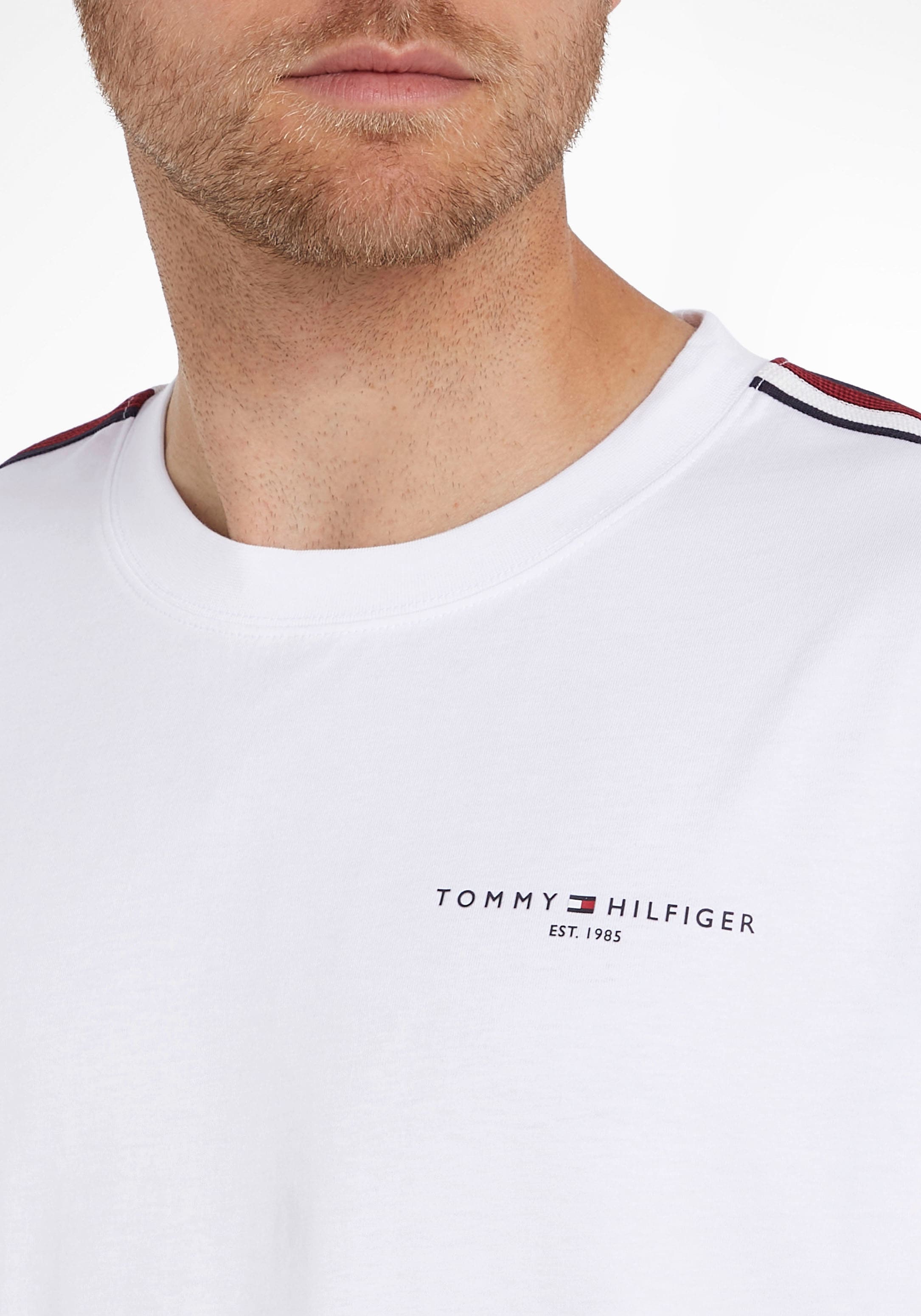 PREP an TH- Rundhalsshirt Streifen TEE«, beiden mit in Tommy Ärmeln | Hilfiger ▷ BAUR »GLOBAL für Farben STRIPE