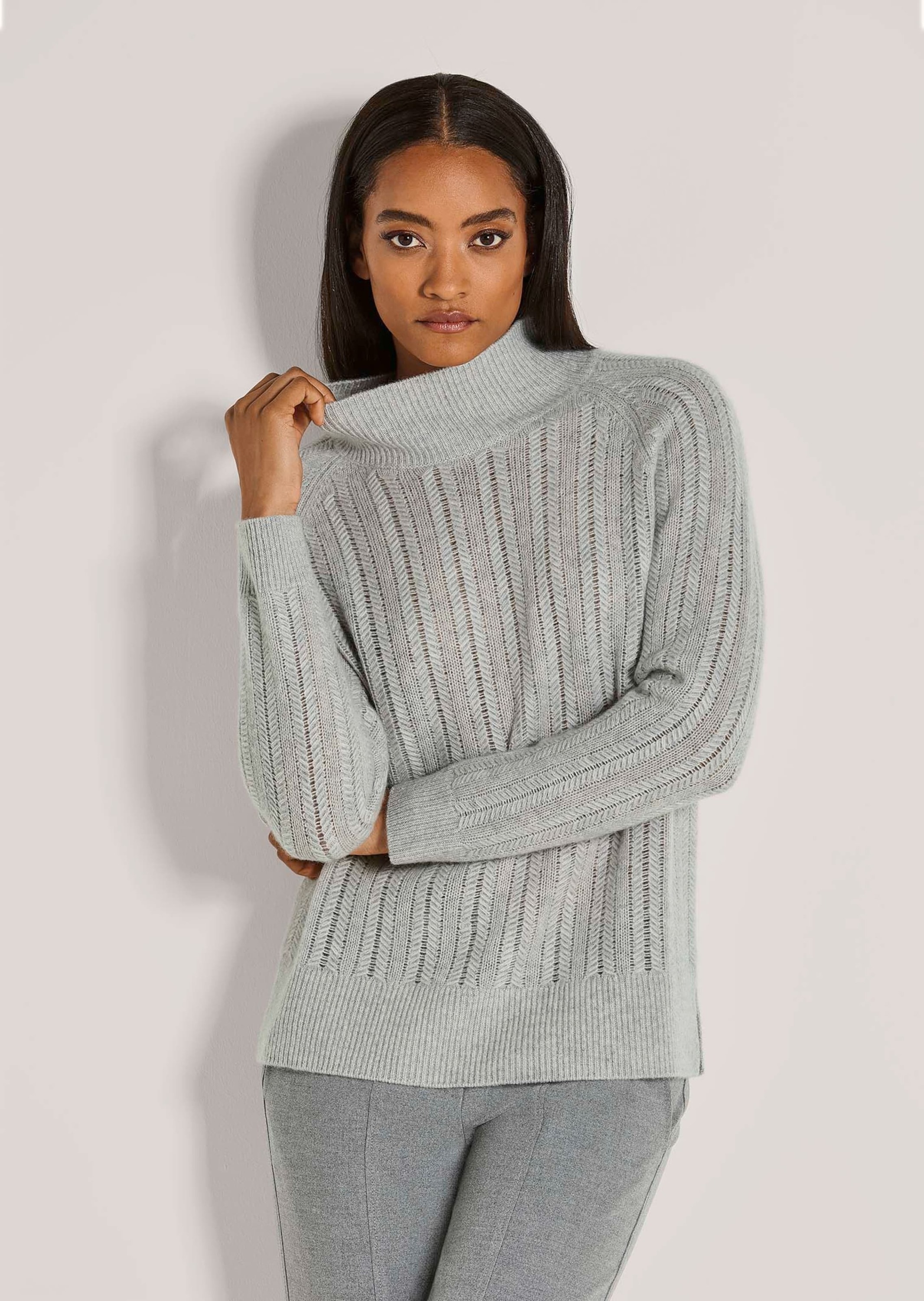 Thumbnail - MADELEINE Longpullover "Kaschmirpullover Eleganter Strickpullover mit Zopf- und Ajour-Muster" Reines Kaschmir
