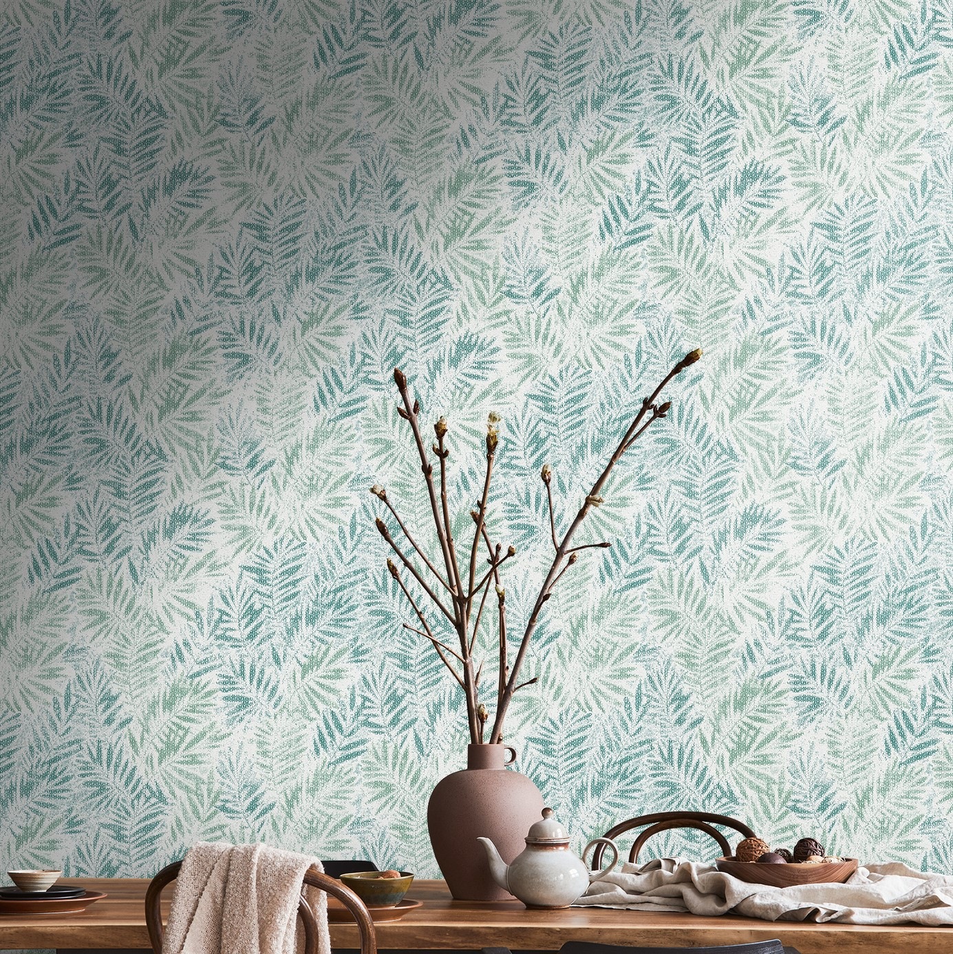 living walls Vliestapete »Metropolitan Stories. Travel Styles. Tapete mit Blättern«, leicht glänzend-gemustert-abstrakt, Glitzertapete Floral Pflanzen Hochwertig Tapeten Wohnzimmer modern