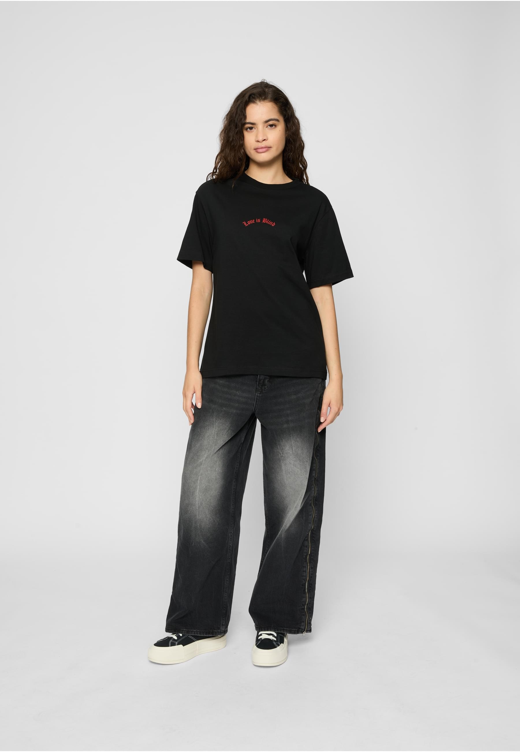 Miss Tee T-Shirt »Miss Tee Love is Blind Tee«, (1 tlg.)
