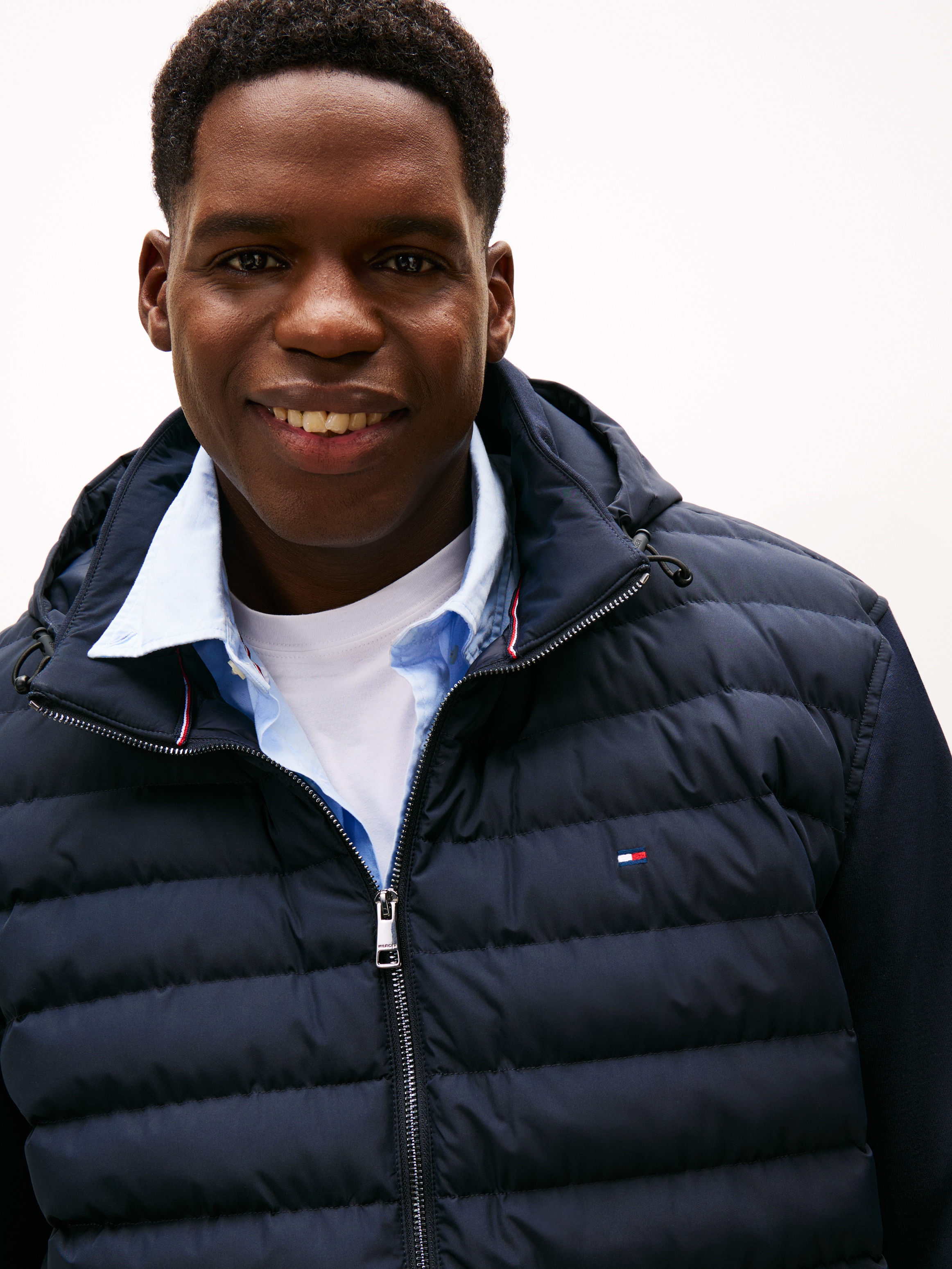 Tommy Hilfiger Big & Tall Kapuzensweatjacke »BT-MIX MEDIA ZIP THROUGH«, Große Größen, mit gesteppten Einsatz, Stehkragen