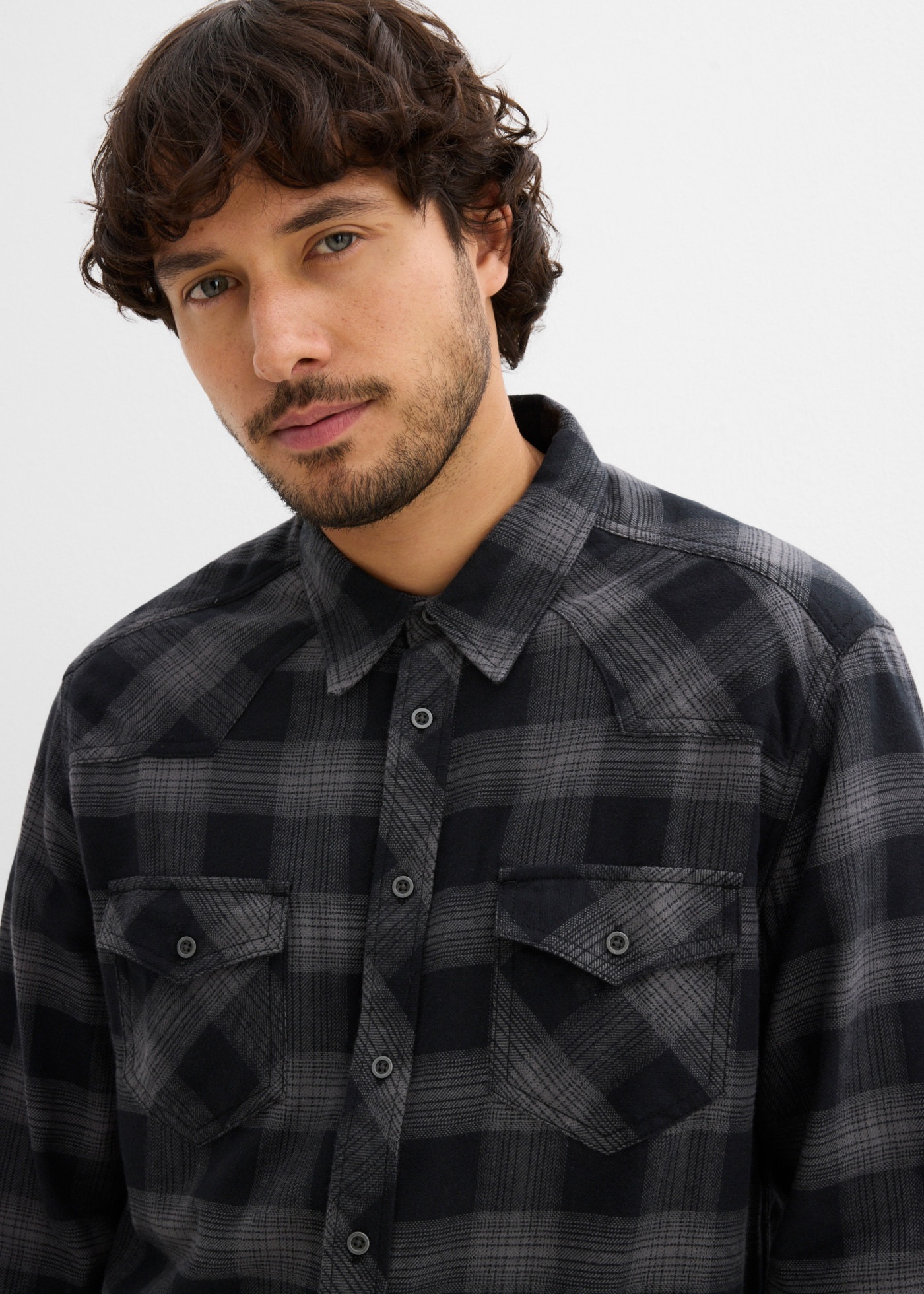 bonprix Flanellhemd aus Baumwoll-Flanell, Regular Fit, Kentkragen, mit Karo-Muster