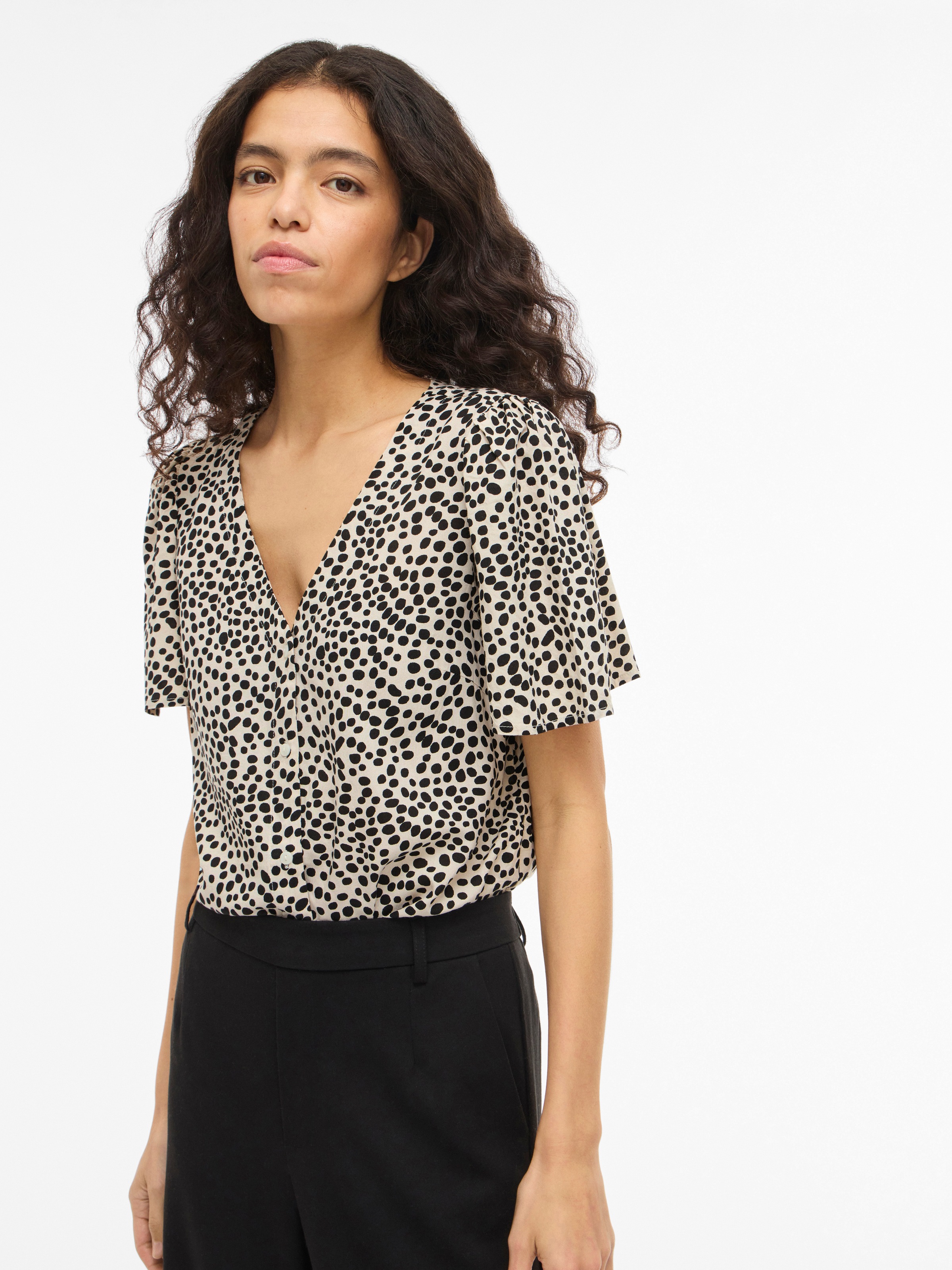 Vila Hemdbluse "VIGRACE V-NECK S/S SHIRT - NOOS" günstig online kaufen