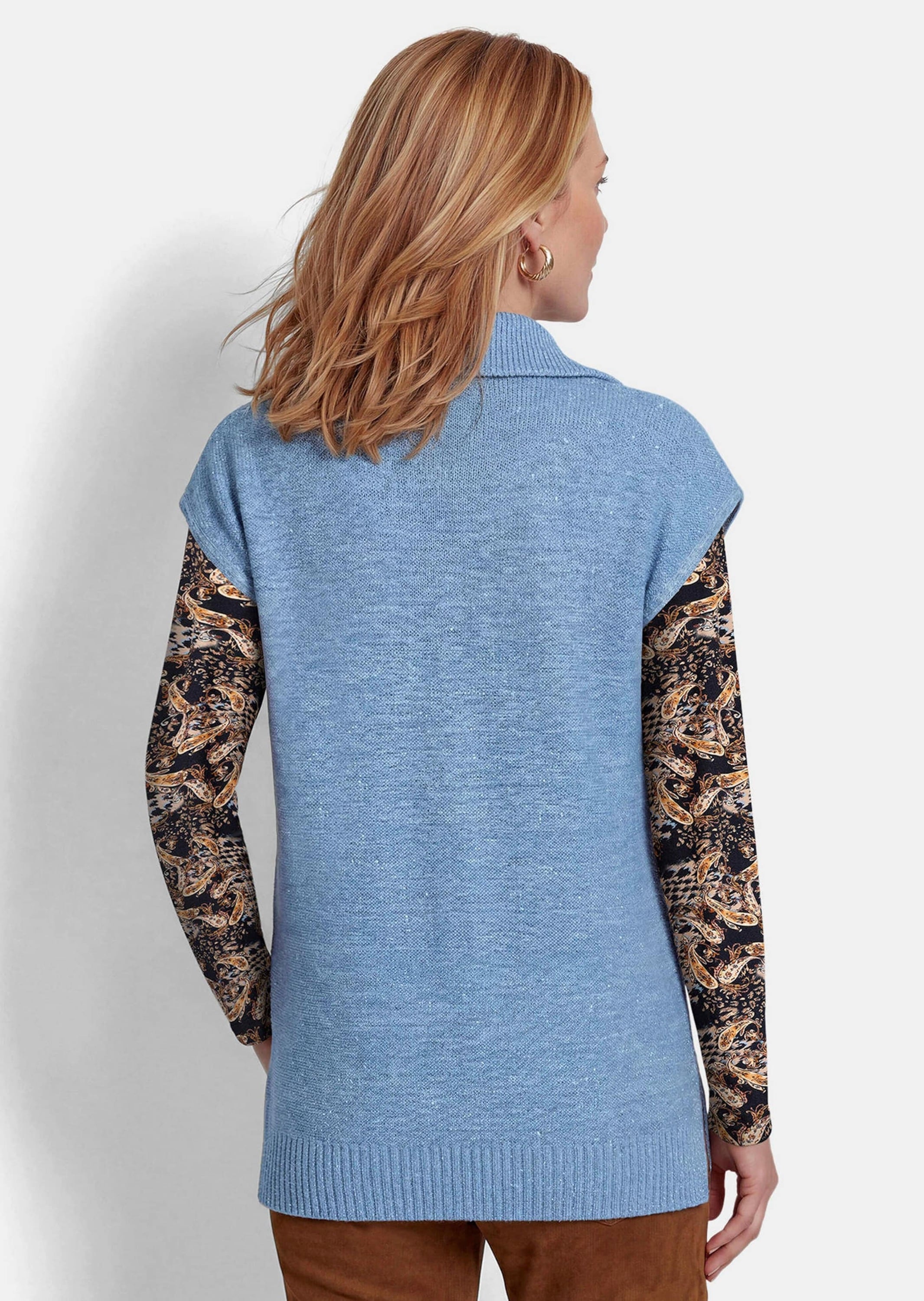 GOLDNER Strickjacke »Kurzgröße Weste mit Reißverschluss, Umlegekragen« Pailletten mit verstrickt