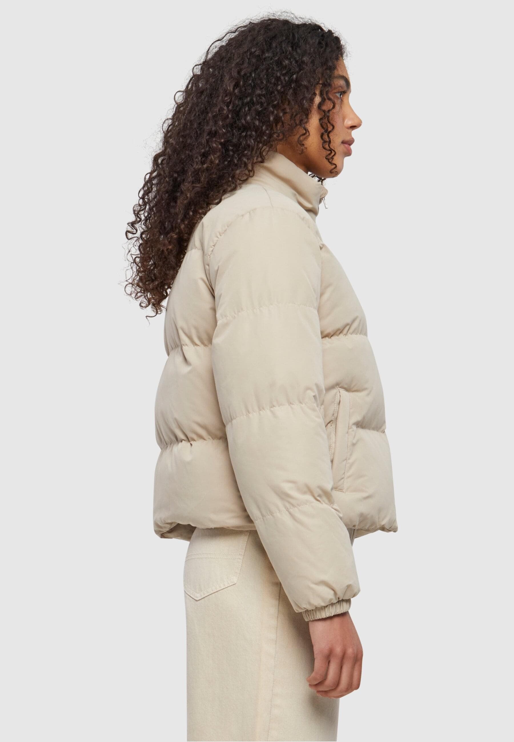(1 URBAN CLASSICS Jacket«, ohne Winterjacke Ladies St.), »Damen kaufen | Kapuze online Short BAUR Puffer Peached
