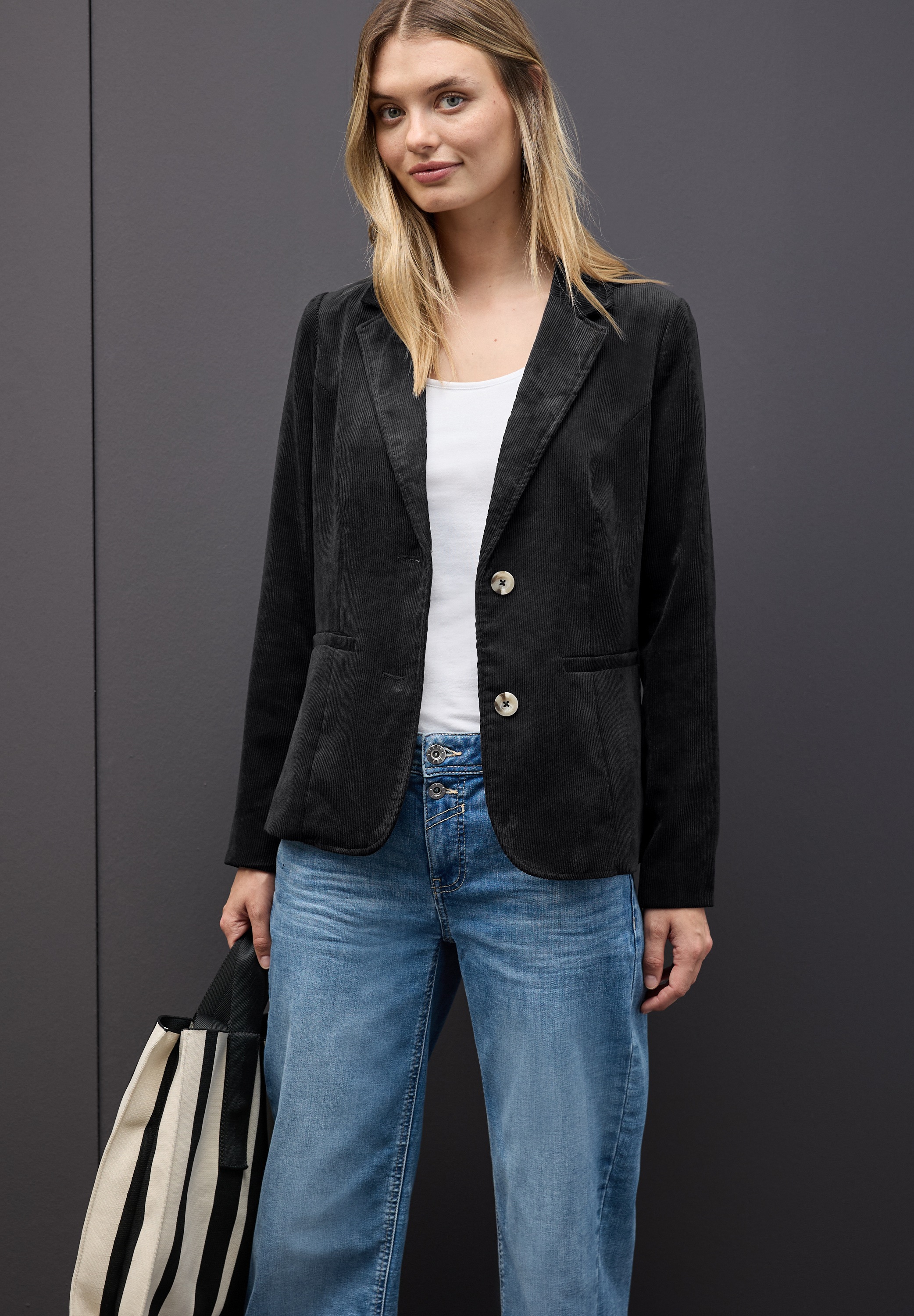 STREET ONE Kurzblazer mit Reverskragen und aus Cord günstig online kaufen