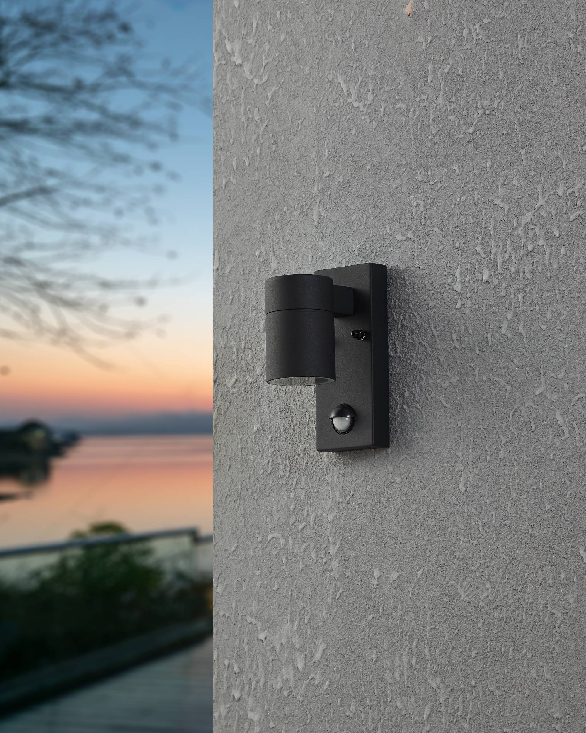 EGLO Wandleuchte »Riga 5 Außen-Wandlampe, Außenleuchte aus Stahl, GU10, IP44, Lampe« GU10 1 Stk. Wand-/Deckenleuchte - L6,5 x H16,5 x AL11 cm - schwarz - 1X2,8W inkl.