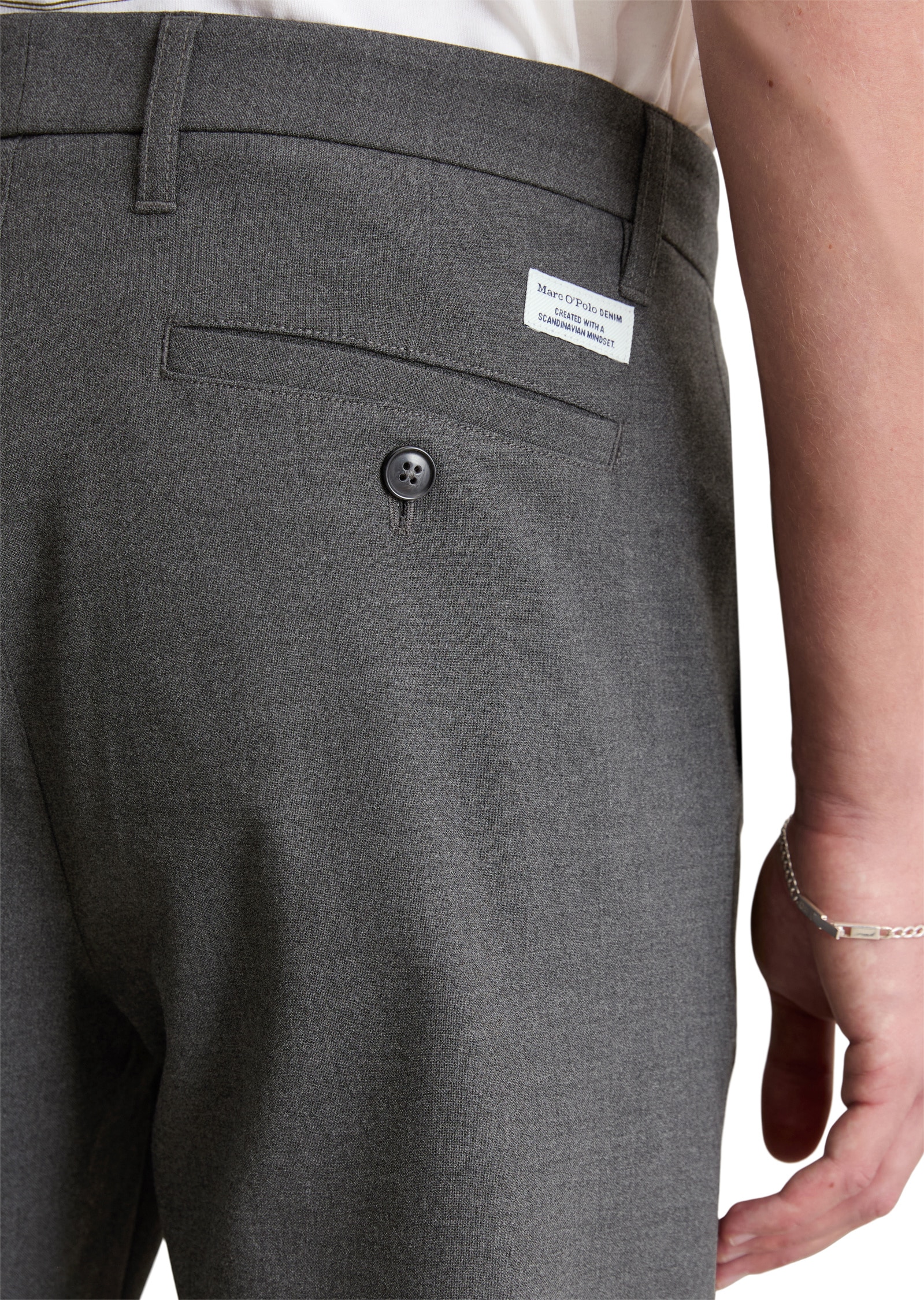 Marc O'Polo DENIM Chinohose »aus hochwertigem Material-Mix«