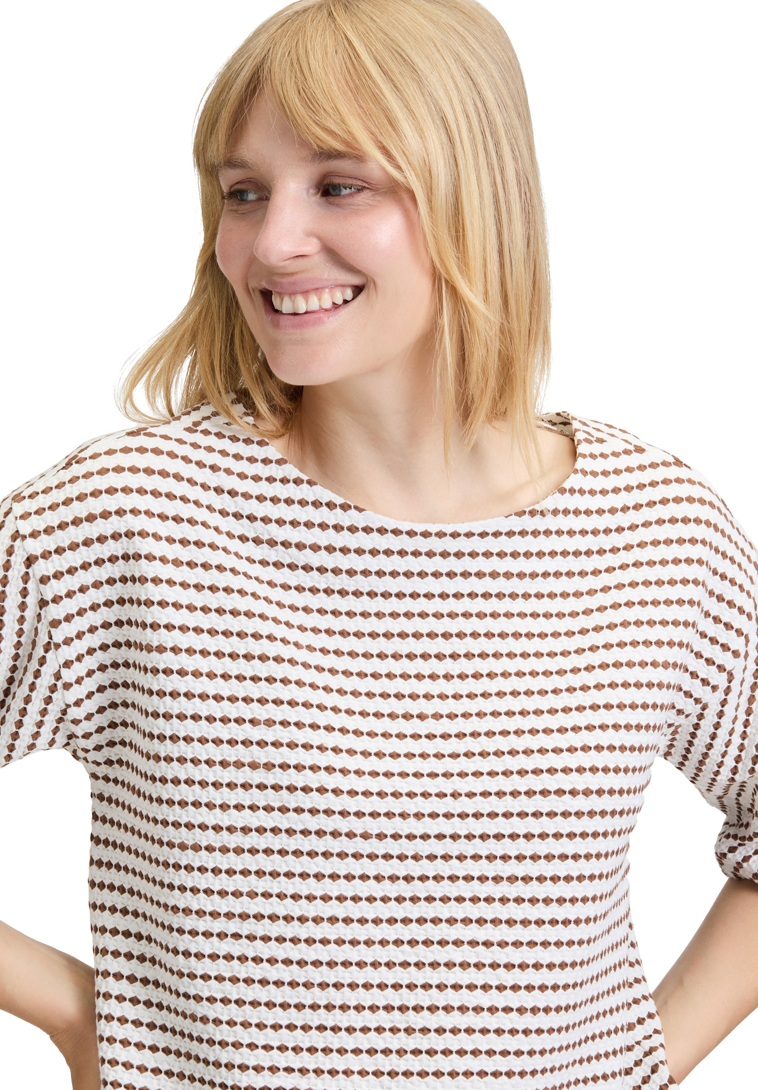 Betty&Co Kurzarmshirt »Betty & Co Sweatpullover mit Rundhalsausschnitt«, (1 tlg.), Struktur