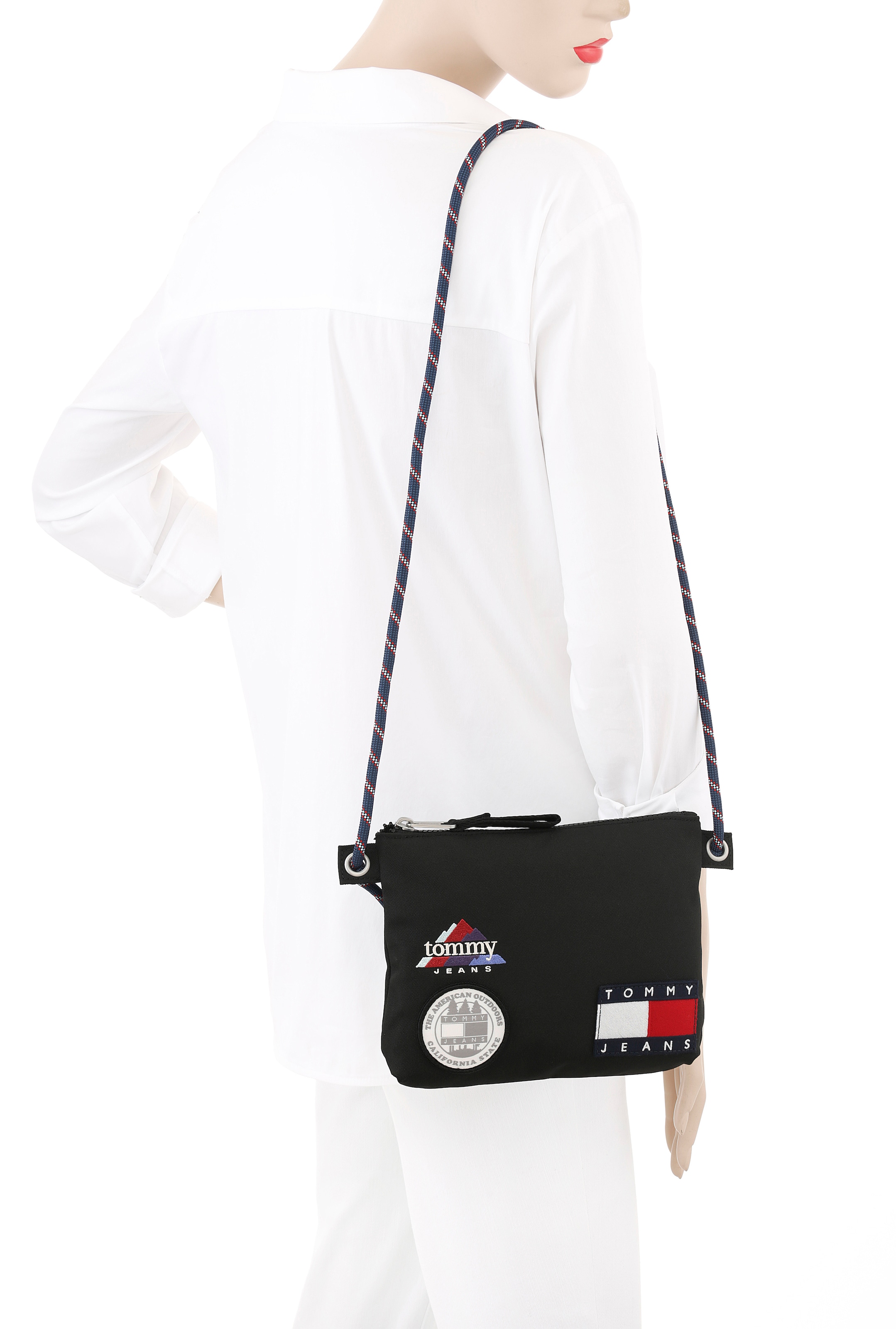 Tommy Jeans Umhängetasche »TJM ARCHIVE TREK SACOCHE« , Damen Schultertasche, Tragetasche mit bunten Patches