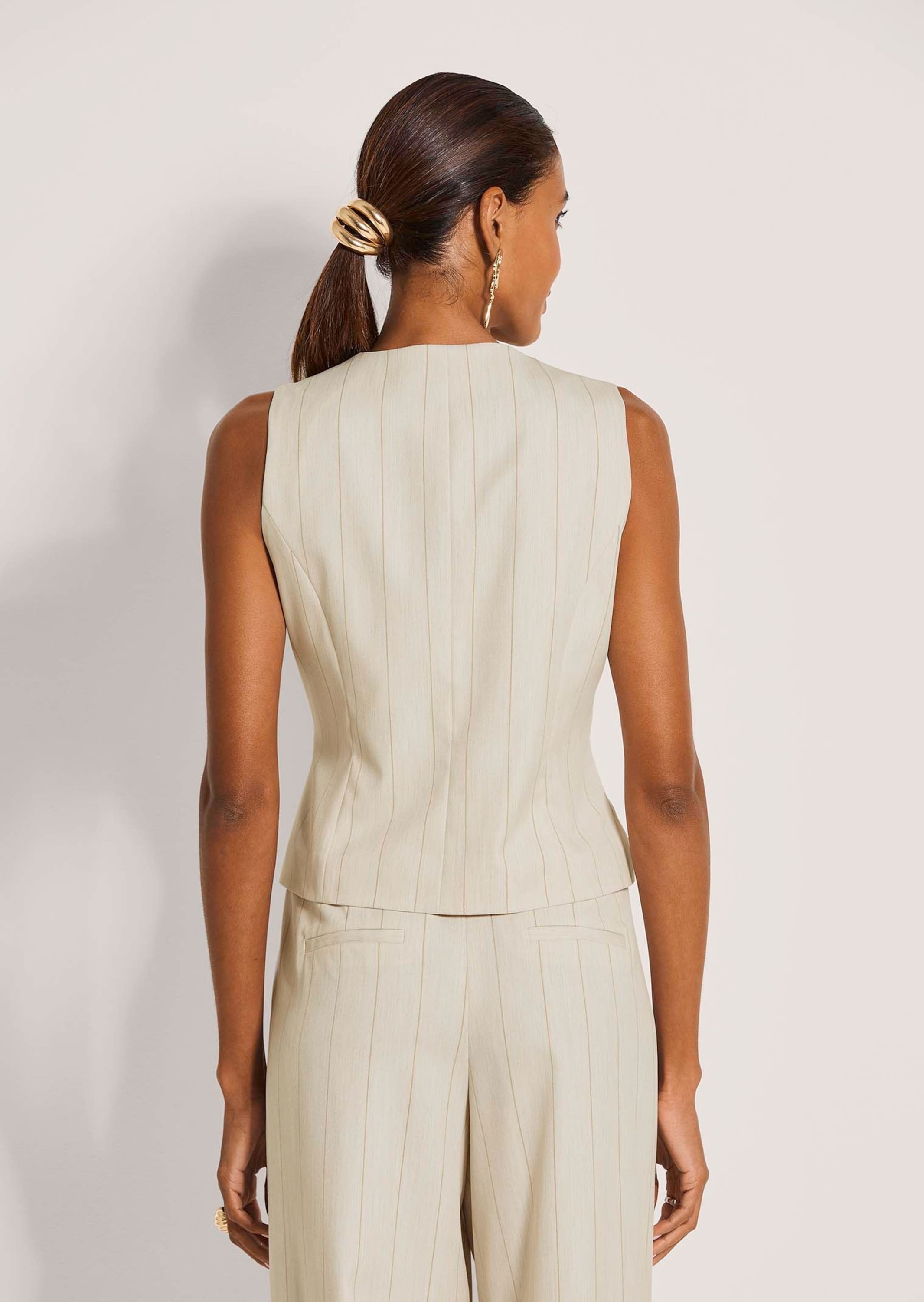 MADELEINE Kurzweste »Weste Elegante Nadelstreifen-Weste mit Knöpfen«