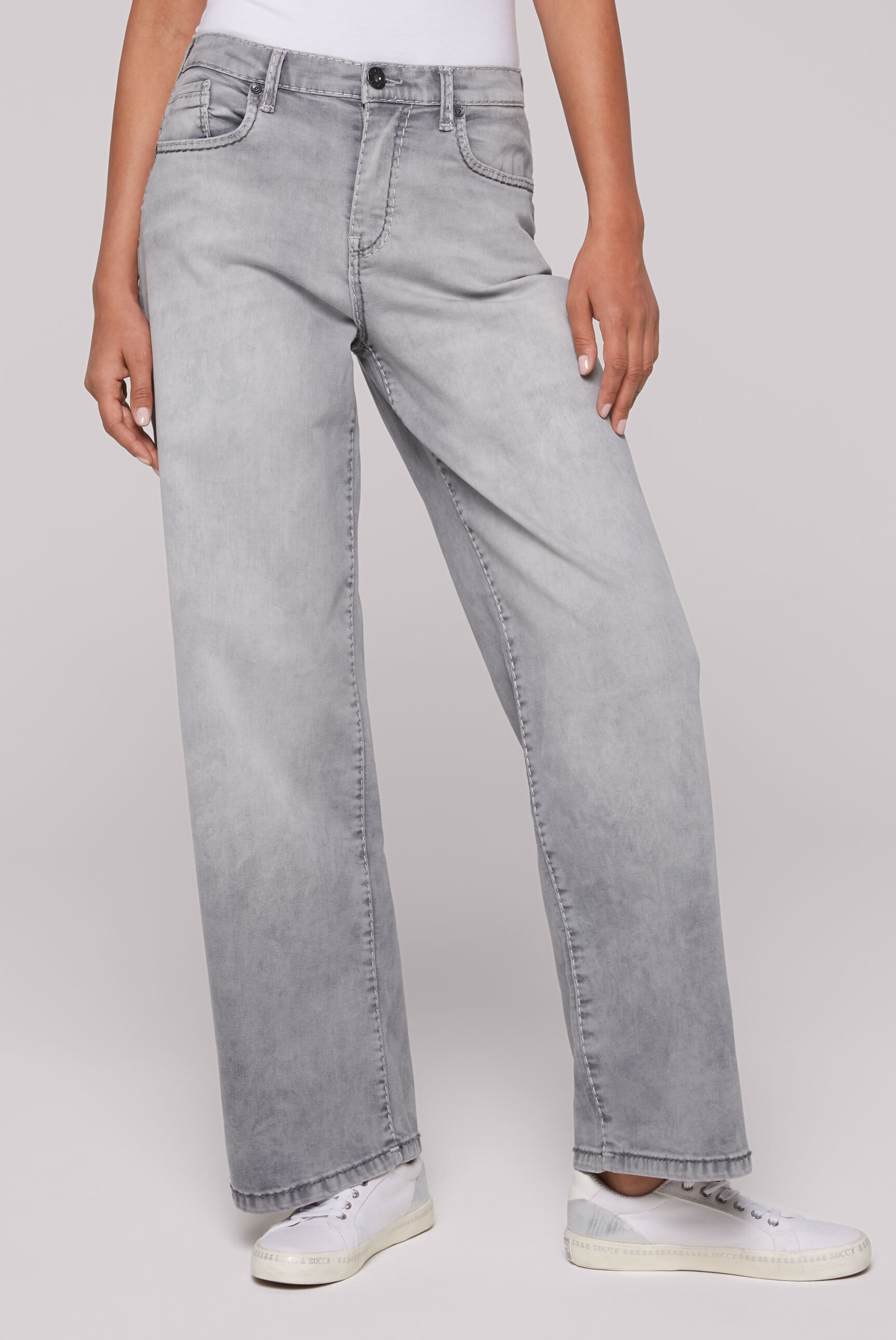 Regular-fit-Jeans, mit breiten Nähten