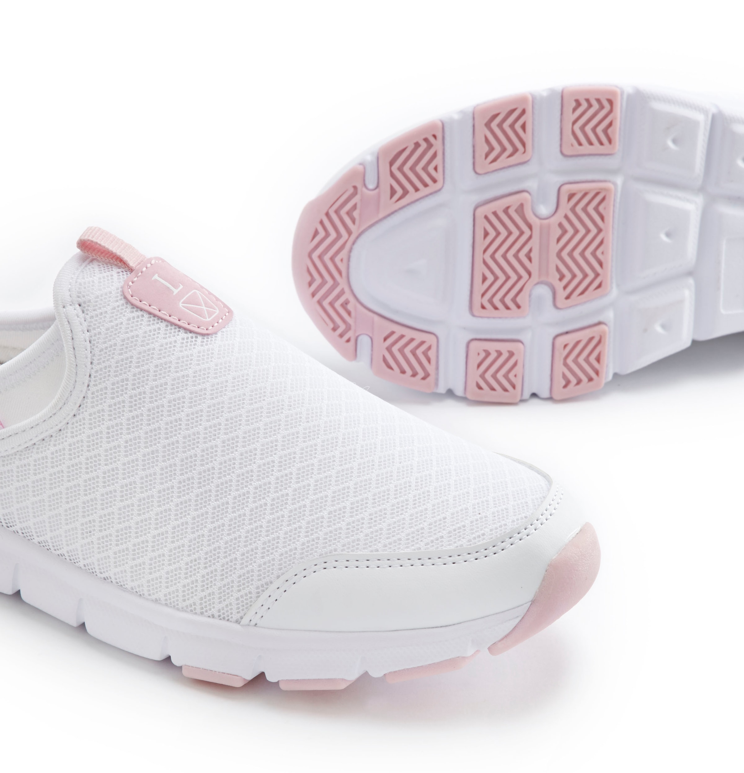 LASCANA Slip-On Sneaker, Halbschuh, Freizeitschuh, Sabot, Clogs aus leichtem Mesh-Material