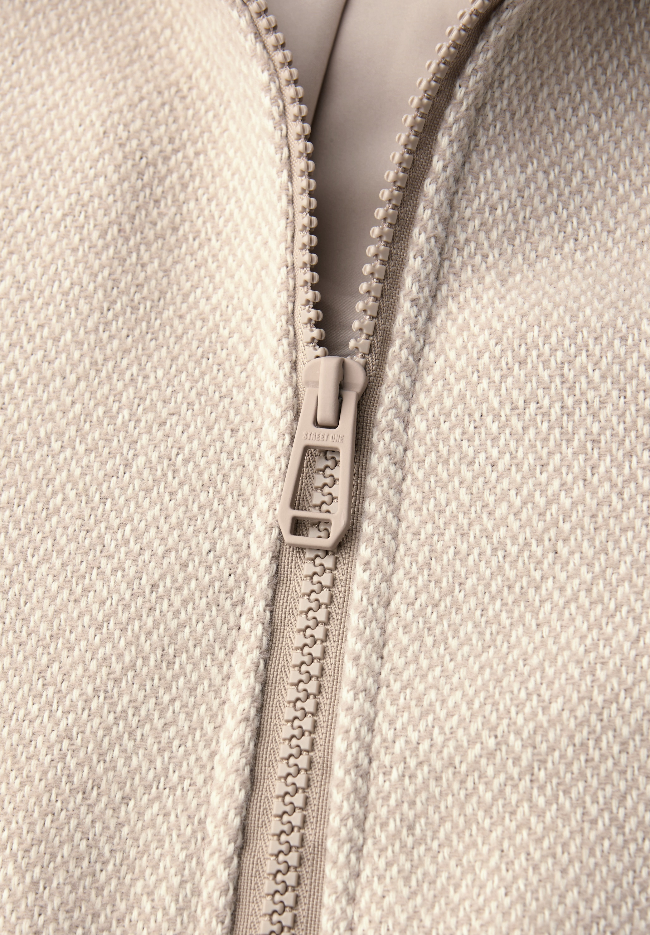 STREET ONE STUDIO Cargojacke ohne Kapuze mit College-Style Details