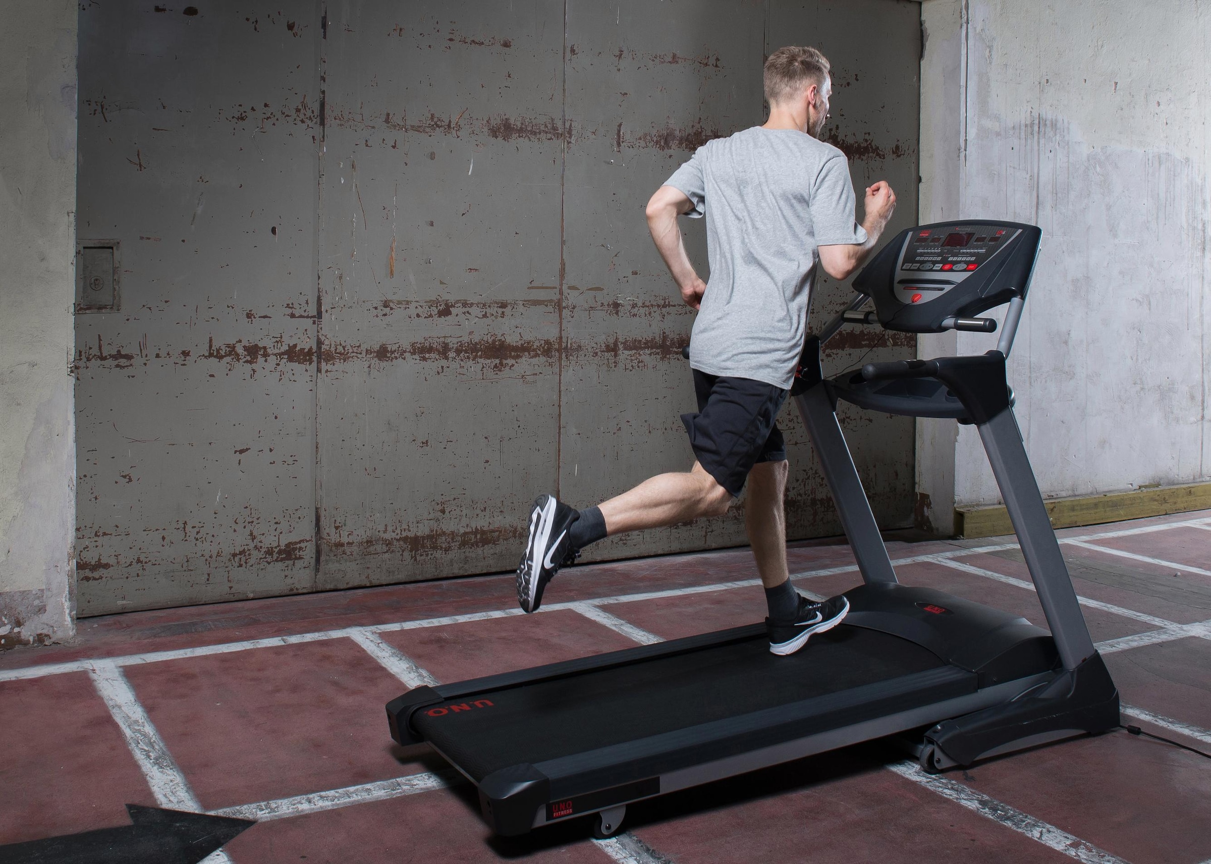 U.N.O. FITNESS Laufband »LTX 4«, (Set, mit Brustgurt), bis max. 18 km/h