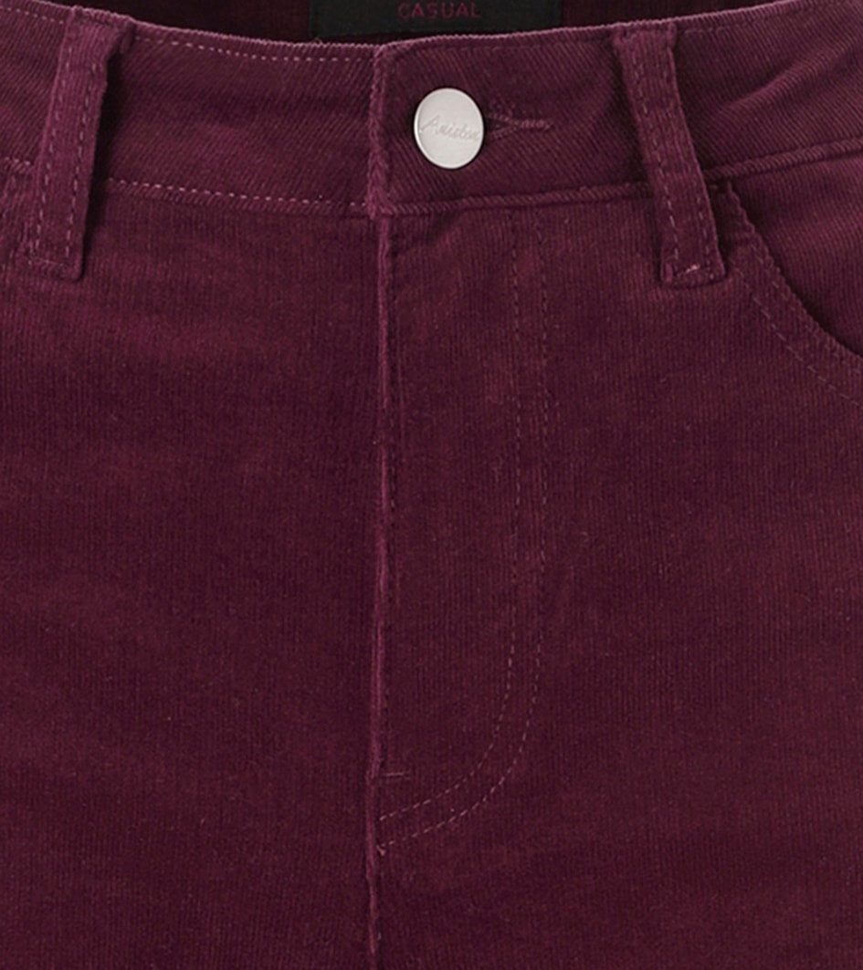 Aniston CASUAL Cordhose, in trendiger Bootcut-Form