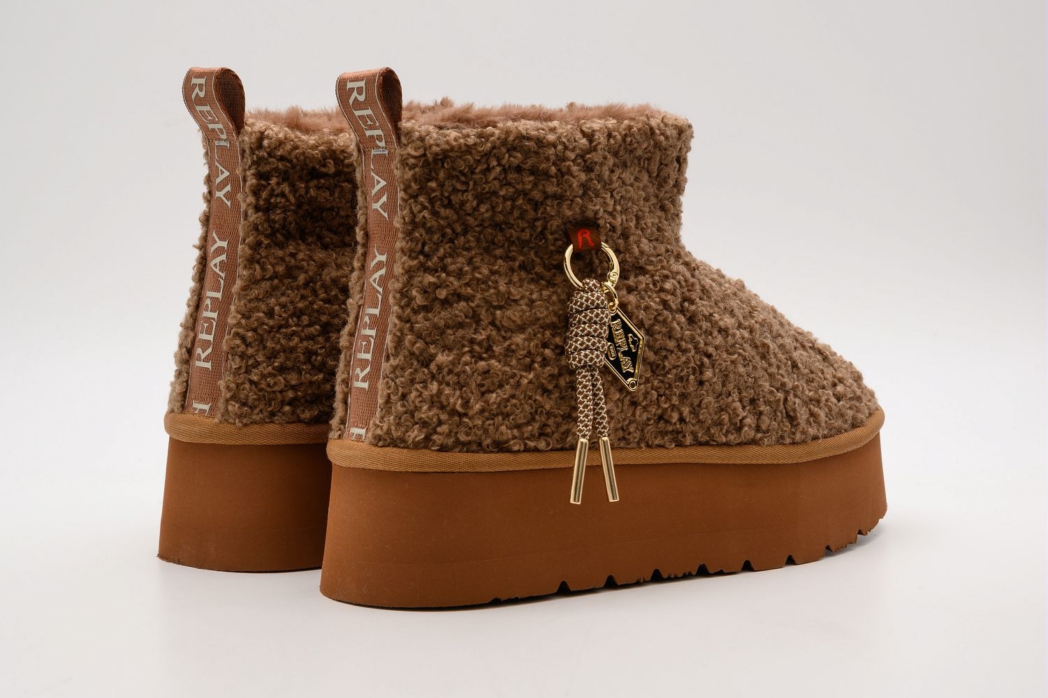 Replay Winterboots »CHIC STORM«  Plateauboots, Trendy-Boot in Teddy-Optik, mit Anziehlasche