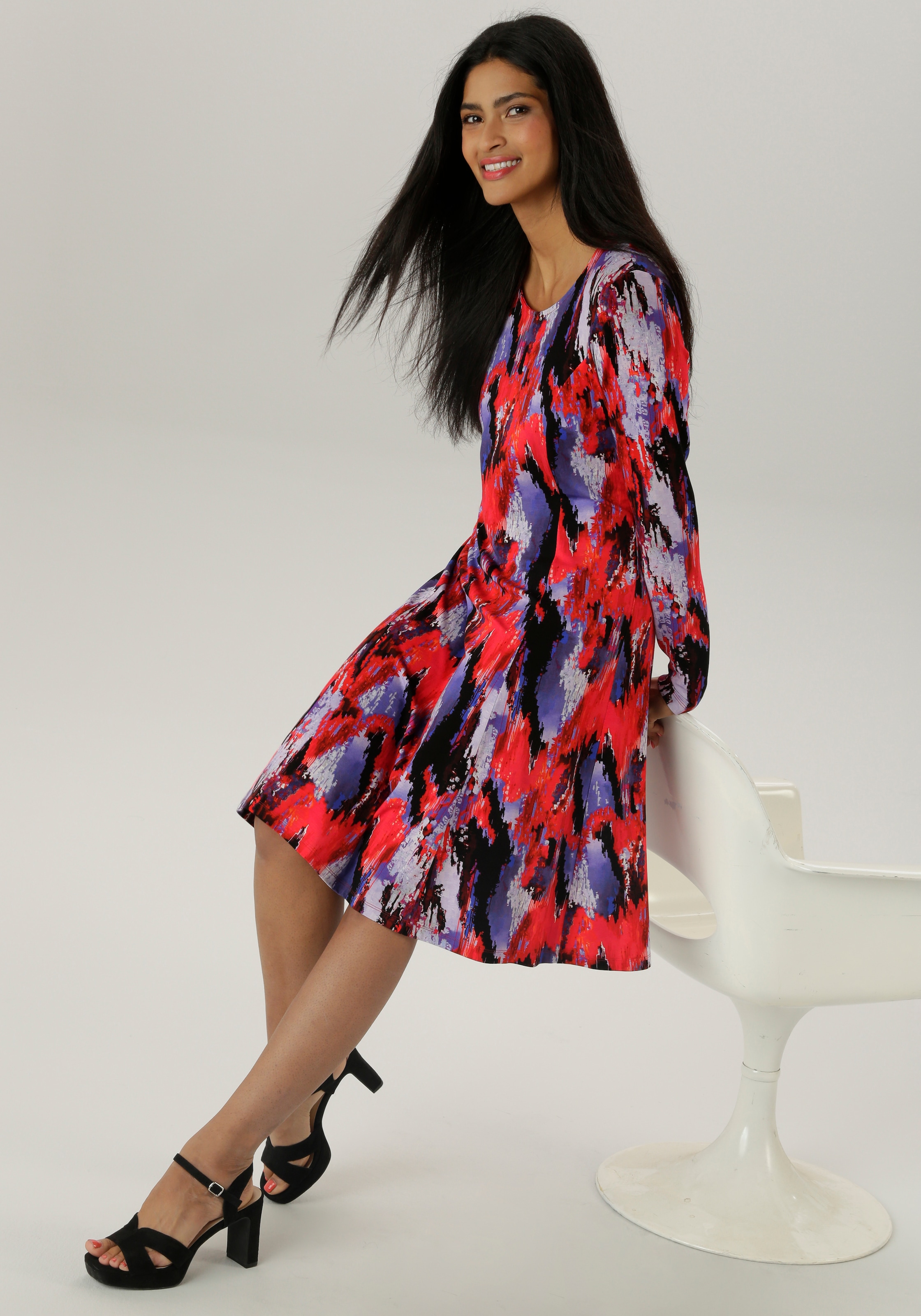 Aniston SELECTED Jerseykleid, im modernen und abstrakten Farbverlauf - NEUE KOLLEKTION
