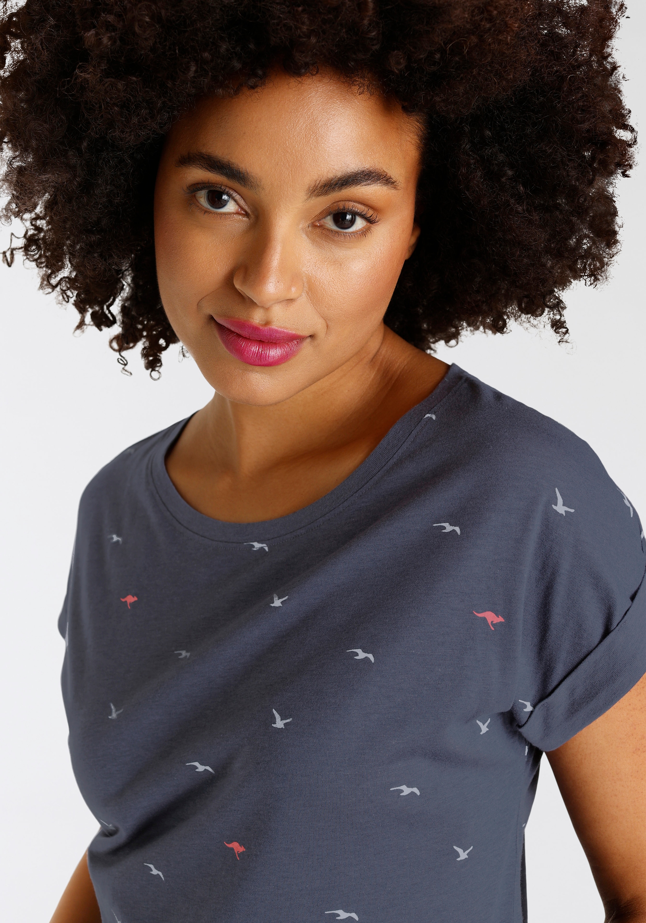 KangaROOS Print-Shirt, kurzärmelig, figurumspielend, mit Print, mit Rundhalsausschnitt
