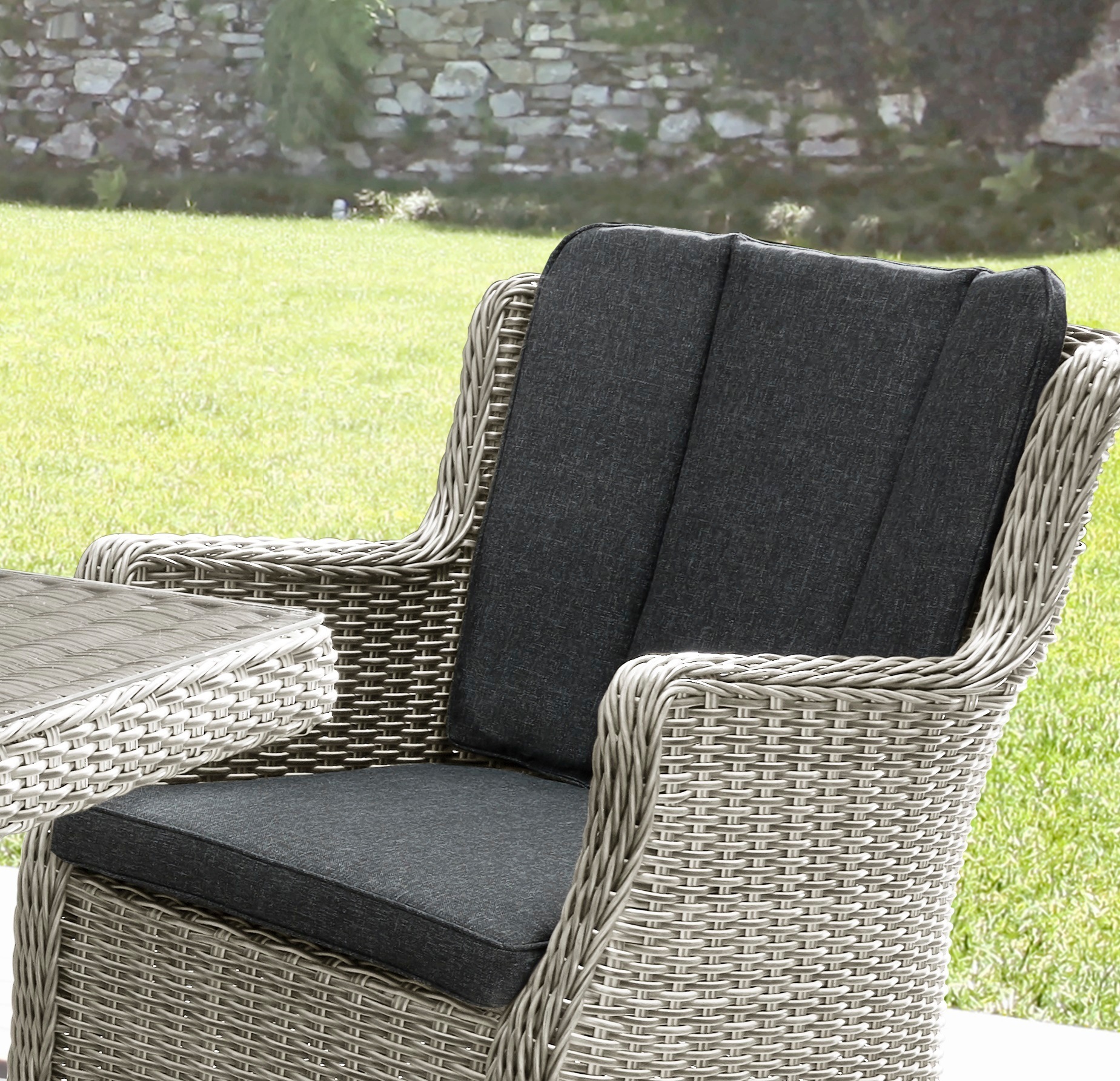 Destiny Garten-Essgruppe "LUNA 4 Se + Tisch 200x100x75cm, vintage weiß" Set, 13 Stk. tlg. Aluminium, Polyrattan