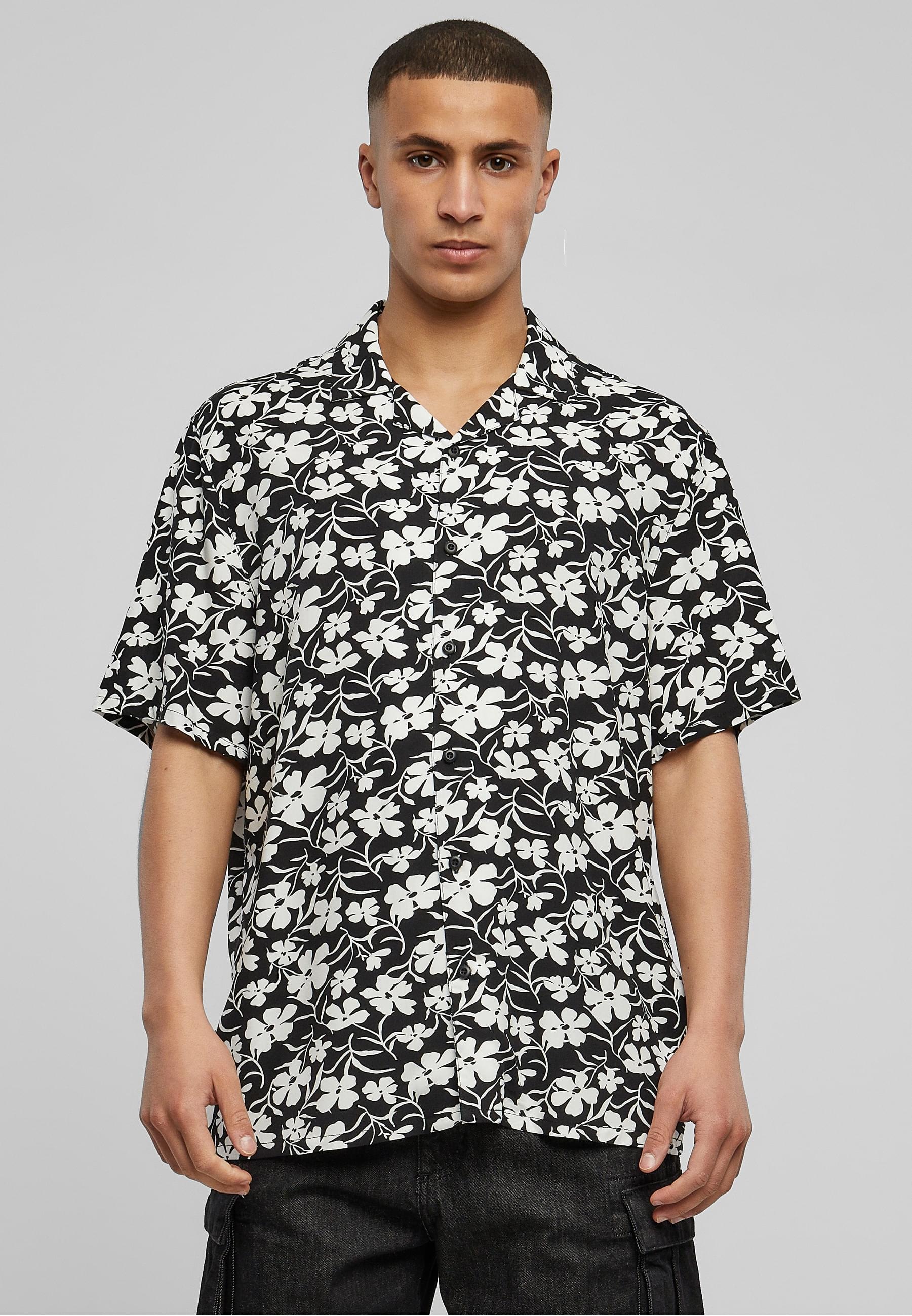 URBAN CLASSICS Kurzarmhemd »Urban Classics Herren Viscose AOP Resort Shirt«, (1 tlg.)