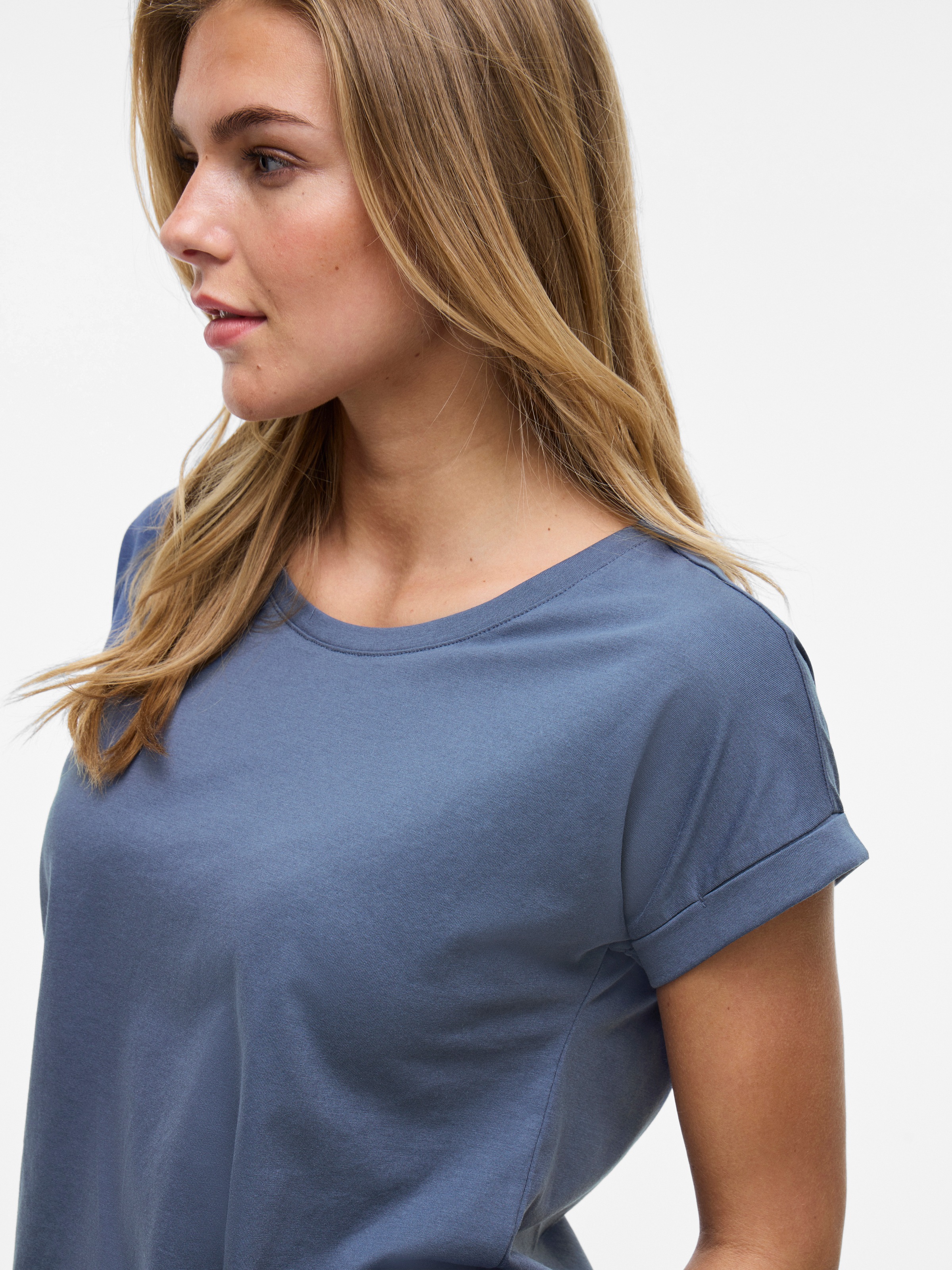 Vila Rundhalsshirt »VIDREAMERS NEW PURE T-SHIRT/SU-NOOS«, Basic Damen-T-Shirt mit Rundhalsausschnitt und umgeschlagenen Ärmeln