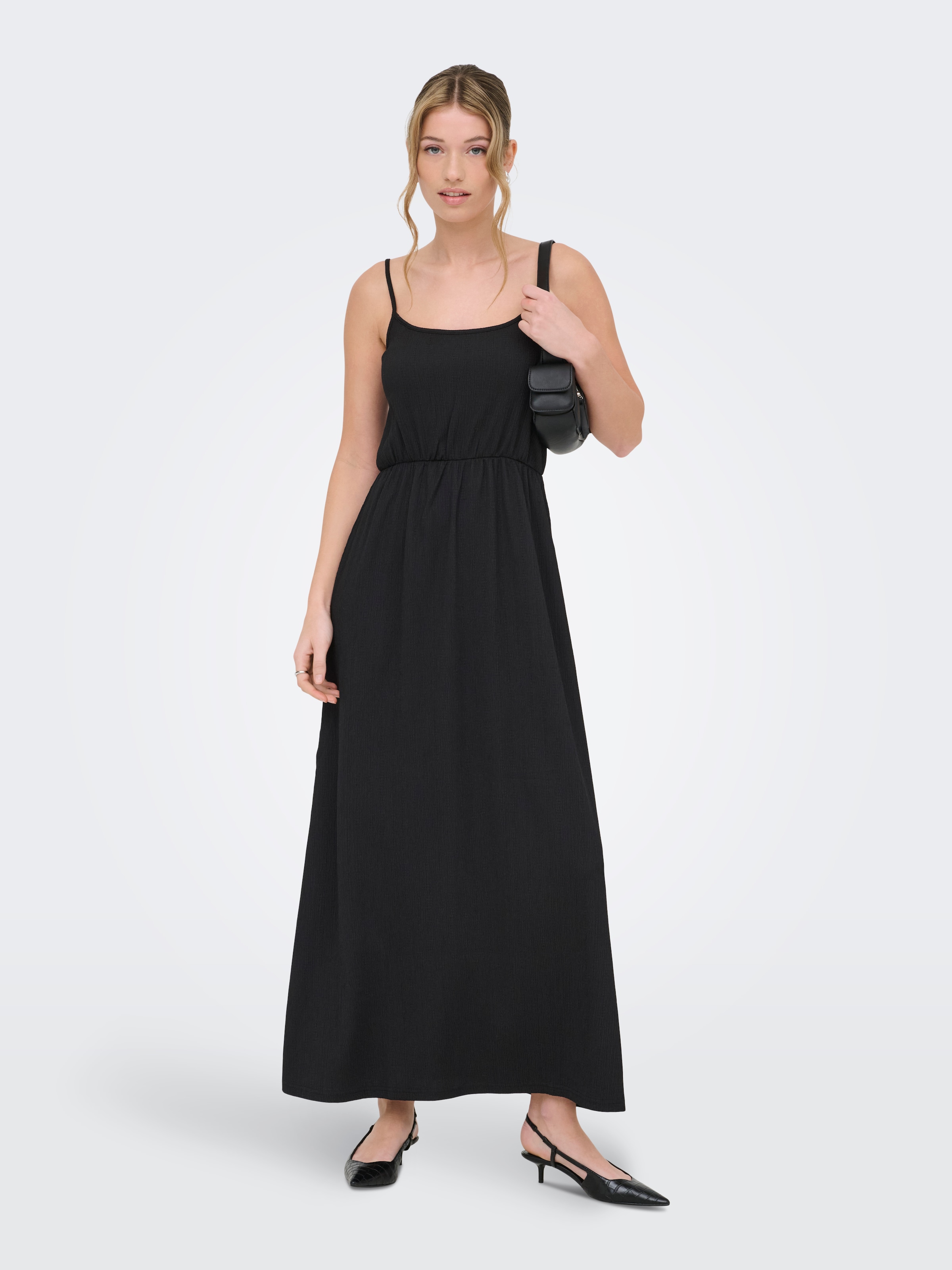 Maxikleid ONLY "ONLALTA S/L LONG STRAP DRESS PNT ZLO", Damen, Gr. S, N-Gr, schwarz, Web, Obermaterial: 98% Polyester, 2% Elasthan, unifarben, regular fit lang, Rundhals, Kleider Maxikleid