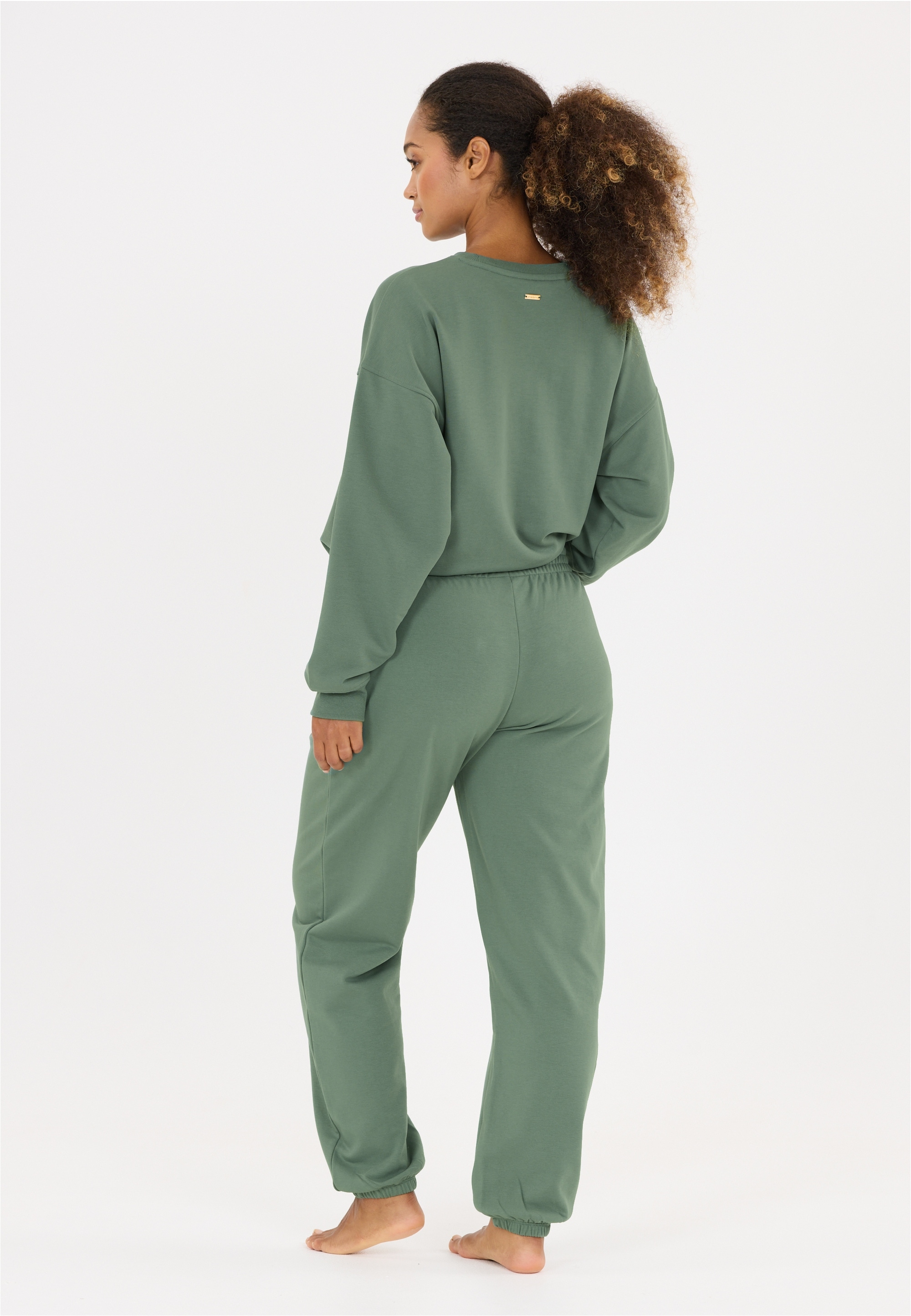 ATHLECIA Sweathose »Crecy«  im entspannten und weichen Design