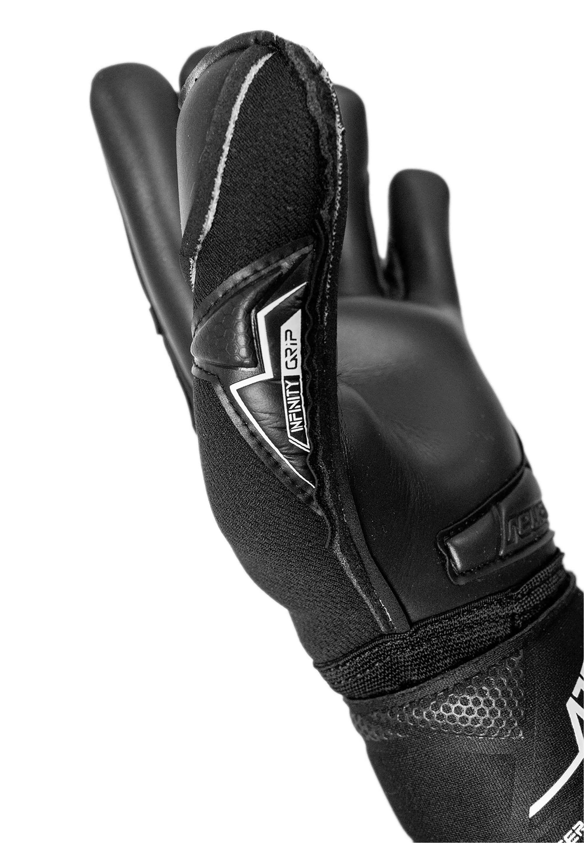 Reusch Torwarthandschuhe »Attrakt Freegel Infinity Finger Support« mit maximaler Sicherheit für die Finger