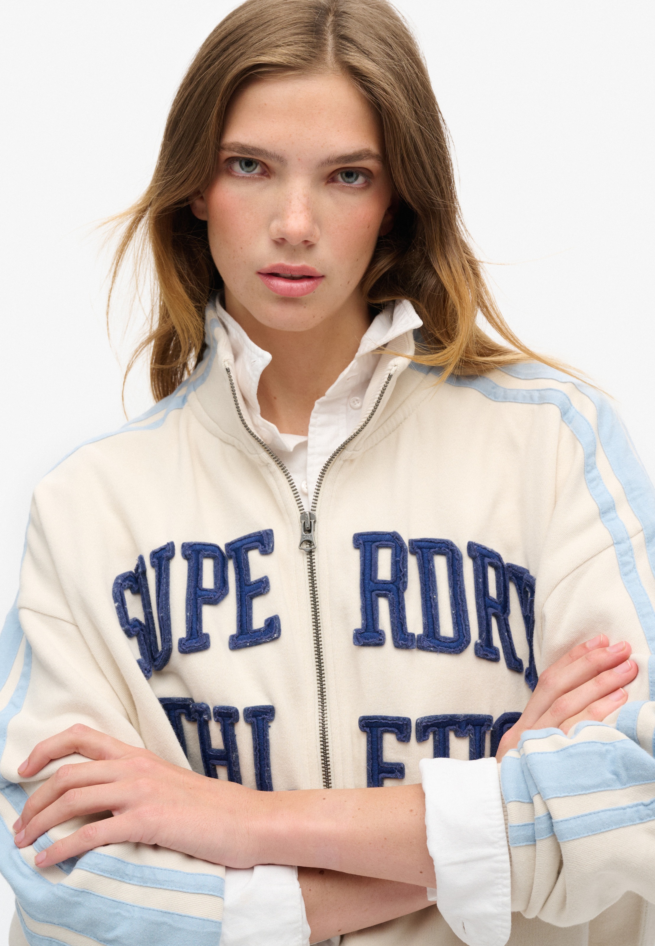 Superdry Sweatjacke »ATHLETIC APPLQ LOOSE ZIP TRACK«, mit hochwertiger Front-Applikation