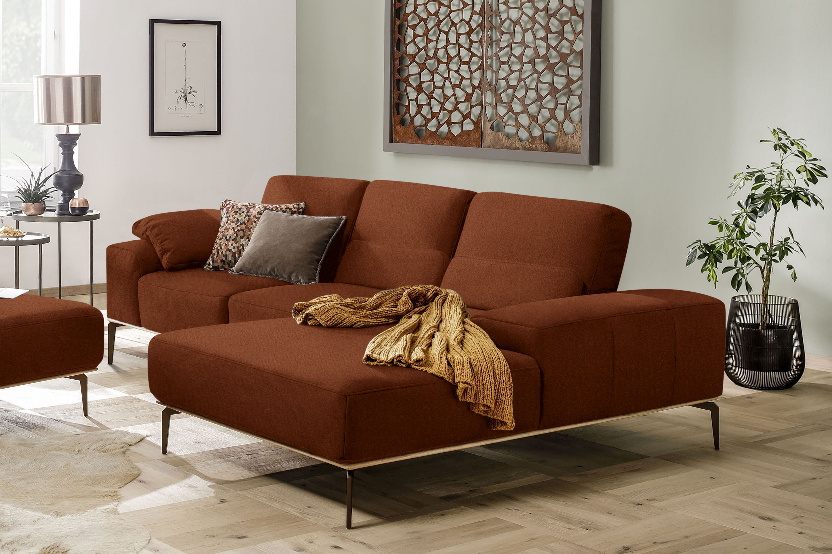 W.SCHILLIG Ecksofa "run, Designsofa mit tollem Sitzkomfort, bequem, L-Form" mit Holzsockel, Füße in Bronze pulverbeschichtet, Breite 279 cm