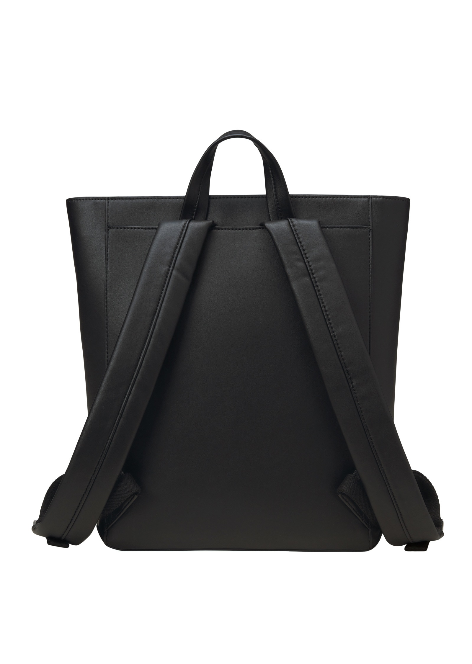 Marc O'Polo Rucksack »aus einer Lederalternative aus recyceltem Polyester«