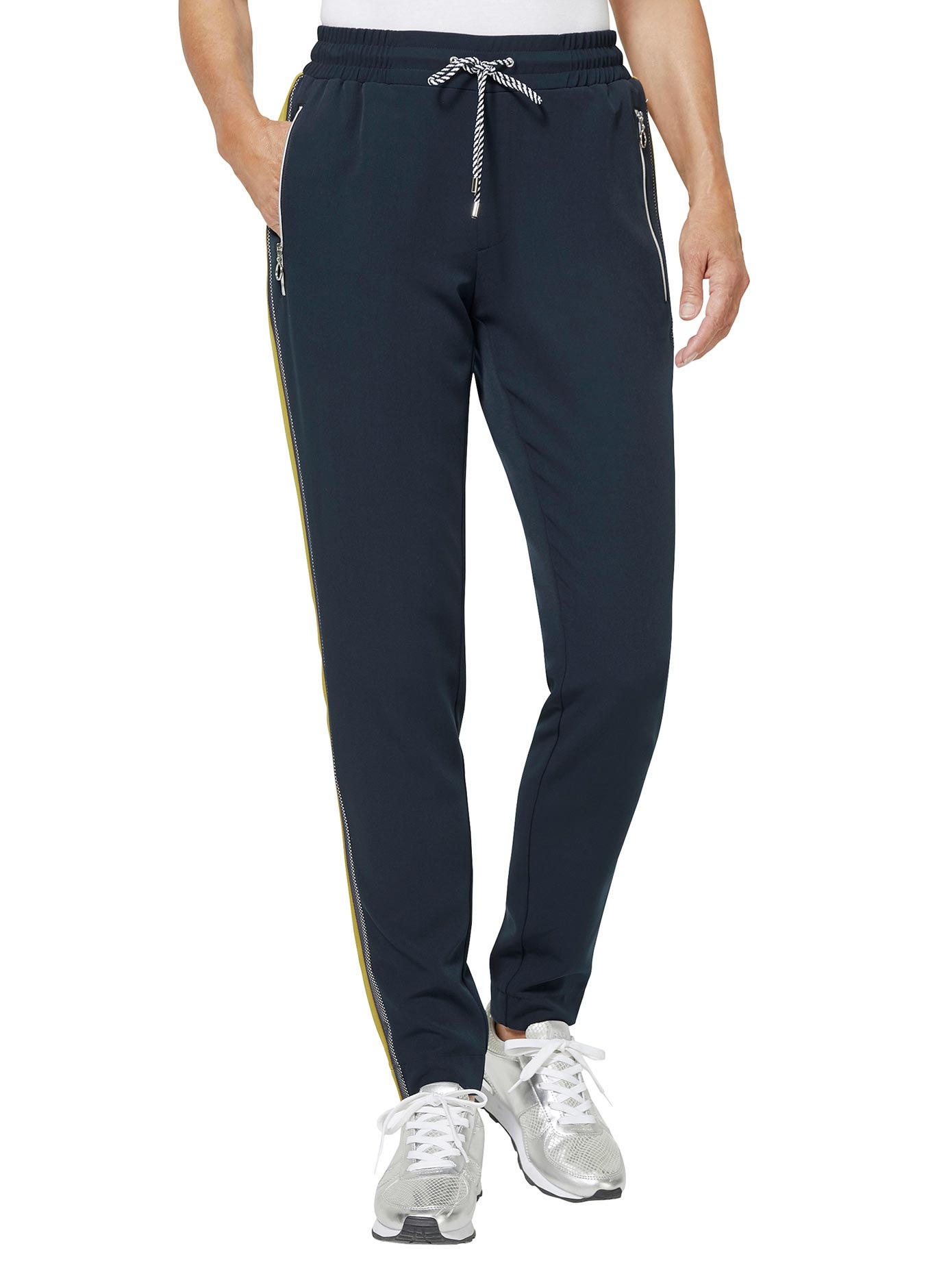 creation L Jogger Pants