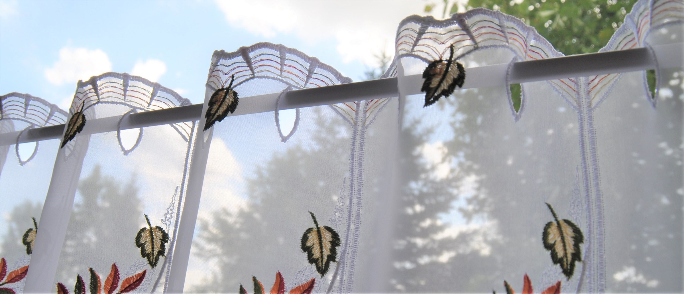 Stickereien Plauen Panneaux "Herbstblätter" Stangendurchzug 1 Stk. tlg. Kur günstig online kaufen