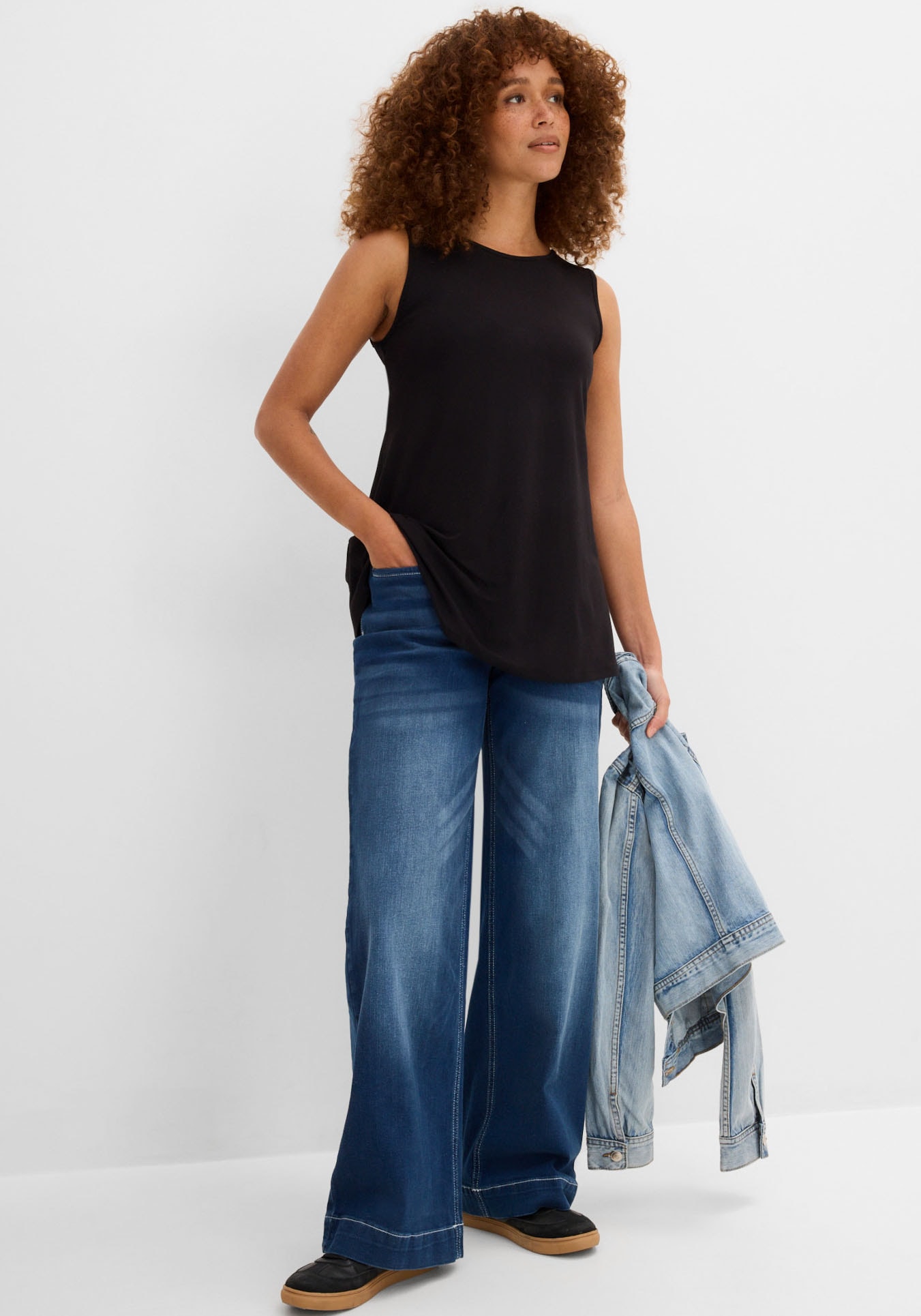 bonprix Shirttop Packung, 2 Stk. Longtop in dezenter A-Linie, ärmellos, Viskose-Jersey mit Stretch