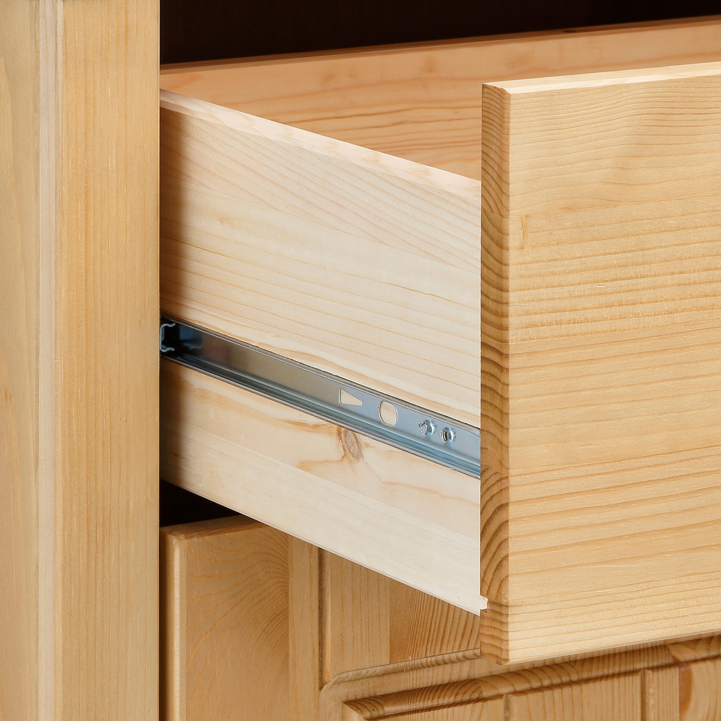 Home affaire Sideboard »Gotland«, Kommode, Breite 147 cm, aus massiver Kiefer, FSC®