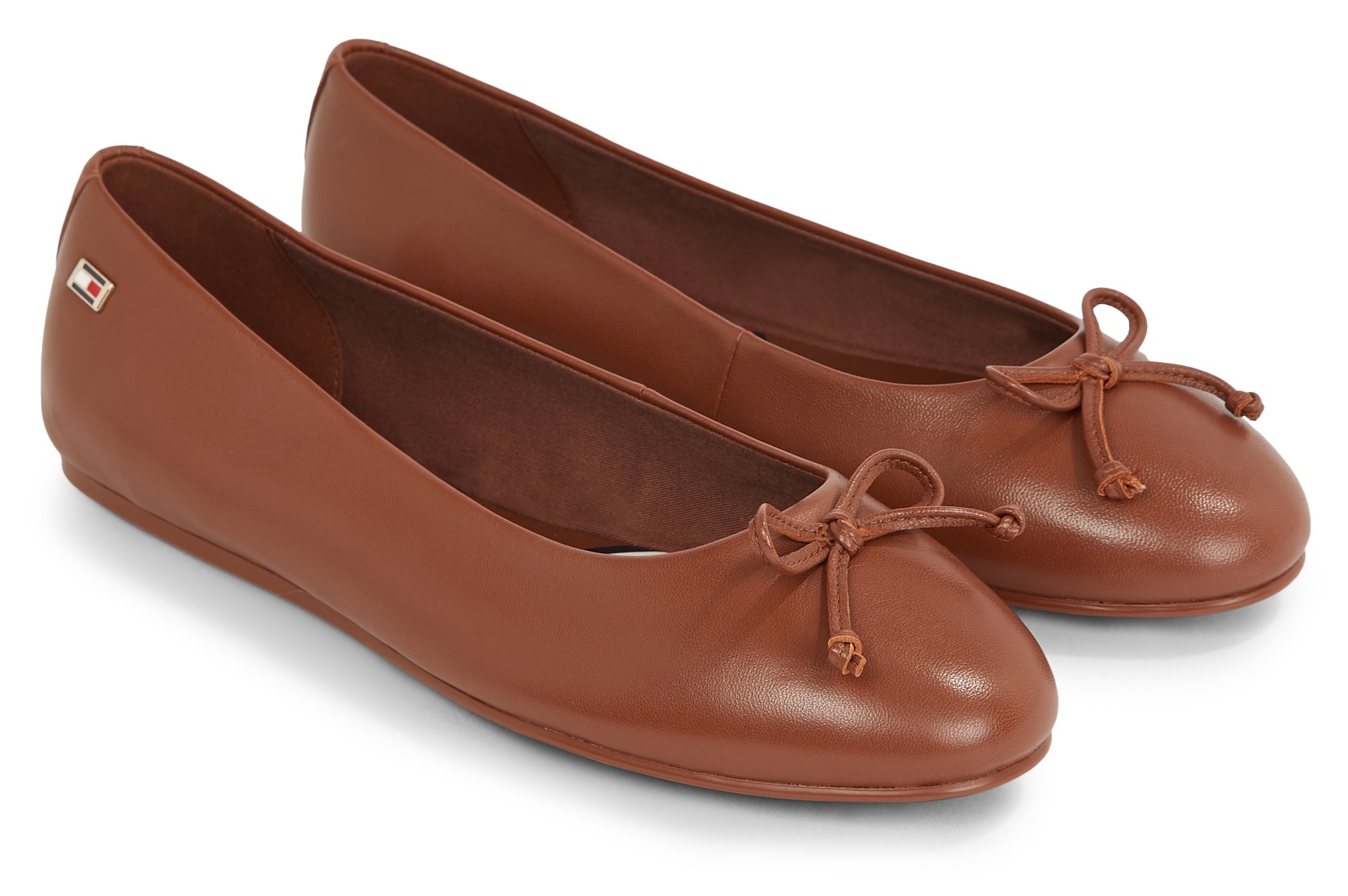 Ballerina »ESSENTIAL CHIC BALLERINA«, Flats, Businessschuh, Schlupfschuh in schmaler Form