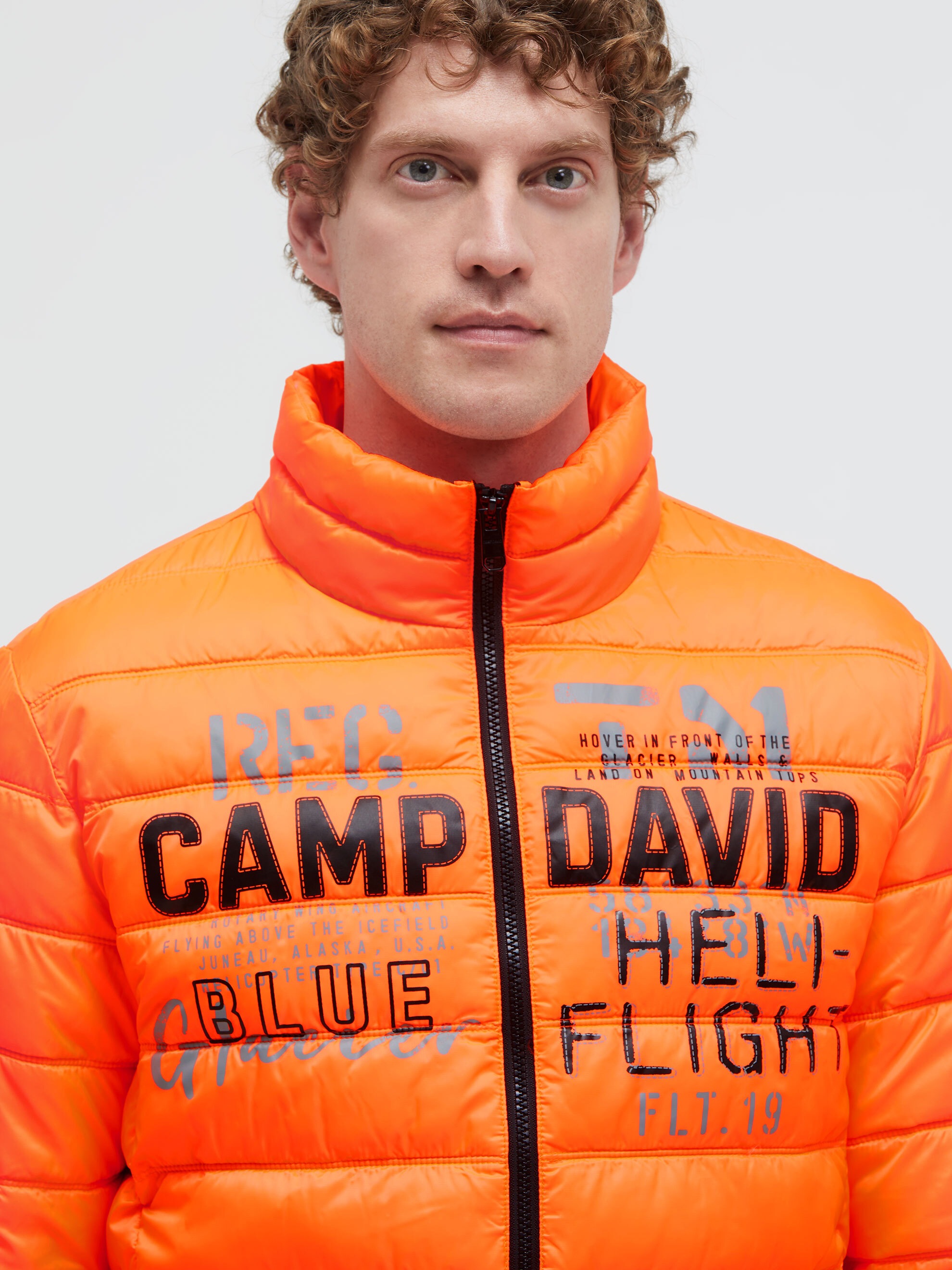CAMP DAVID Steppjacke ohne Kapuze mit elastischem Saumabschluss