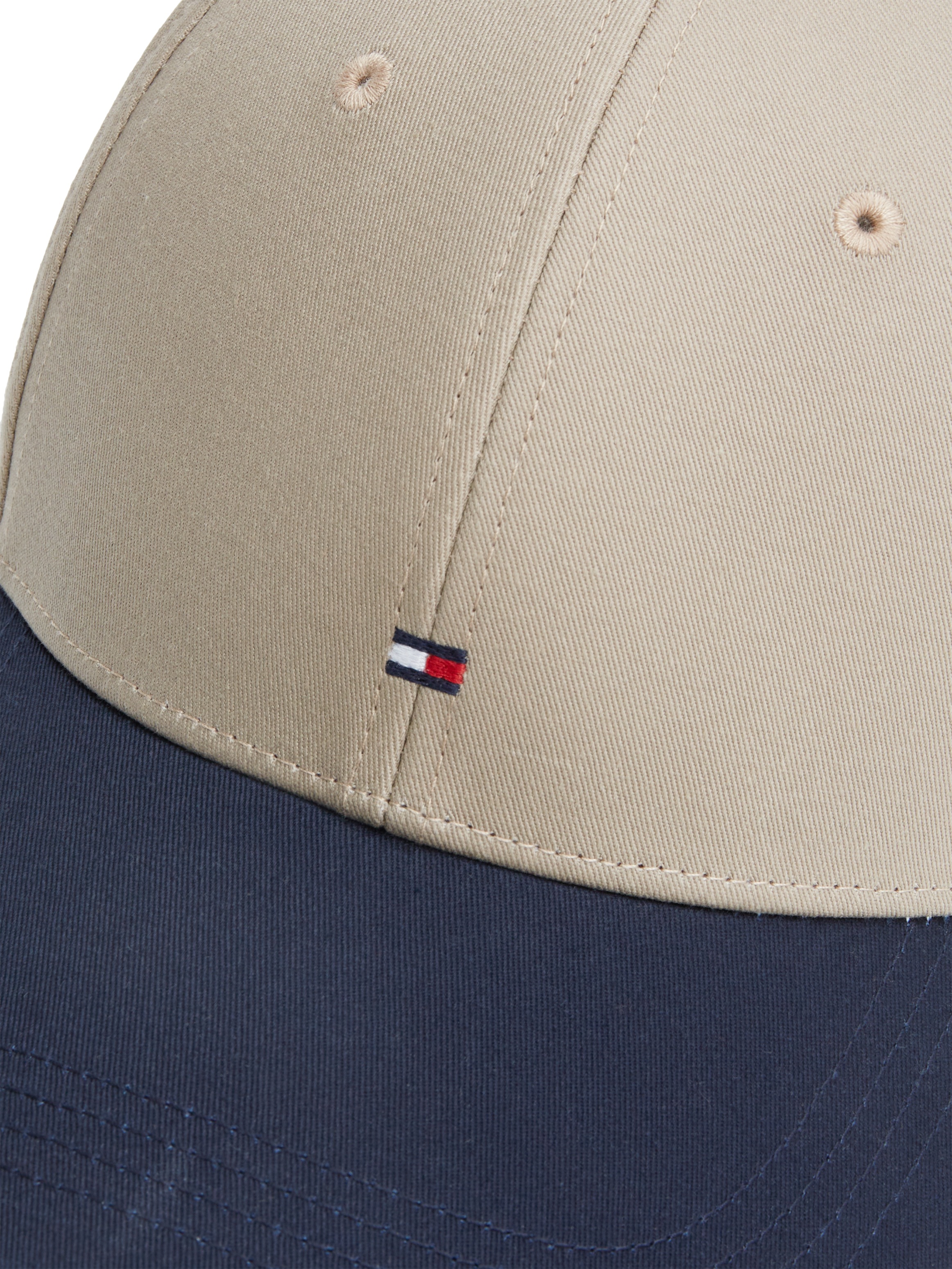 Tommy Hilfiger Baseball Cap »TH FLAG COTTON 6 PANEL CAP«, mit dezenter Labelflag über dem Schild