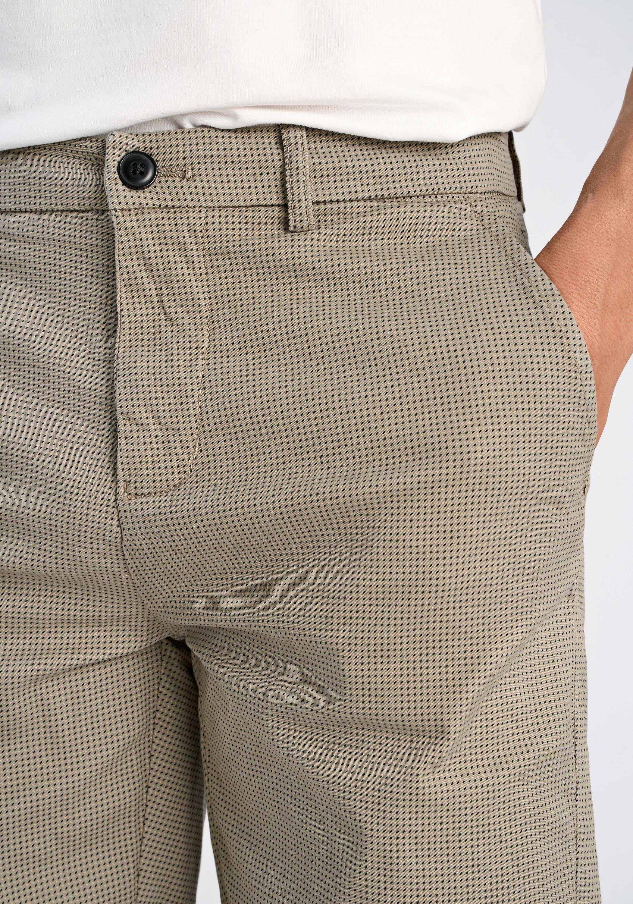 Thumbnail - LINDBERGH Chinoshorts "Chino-Shorts Relaxed Fit"