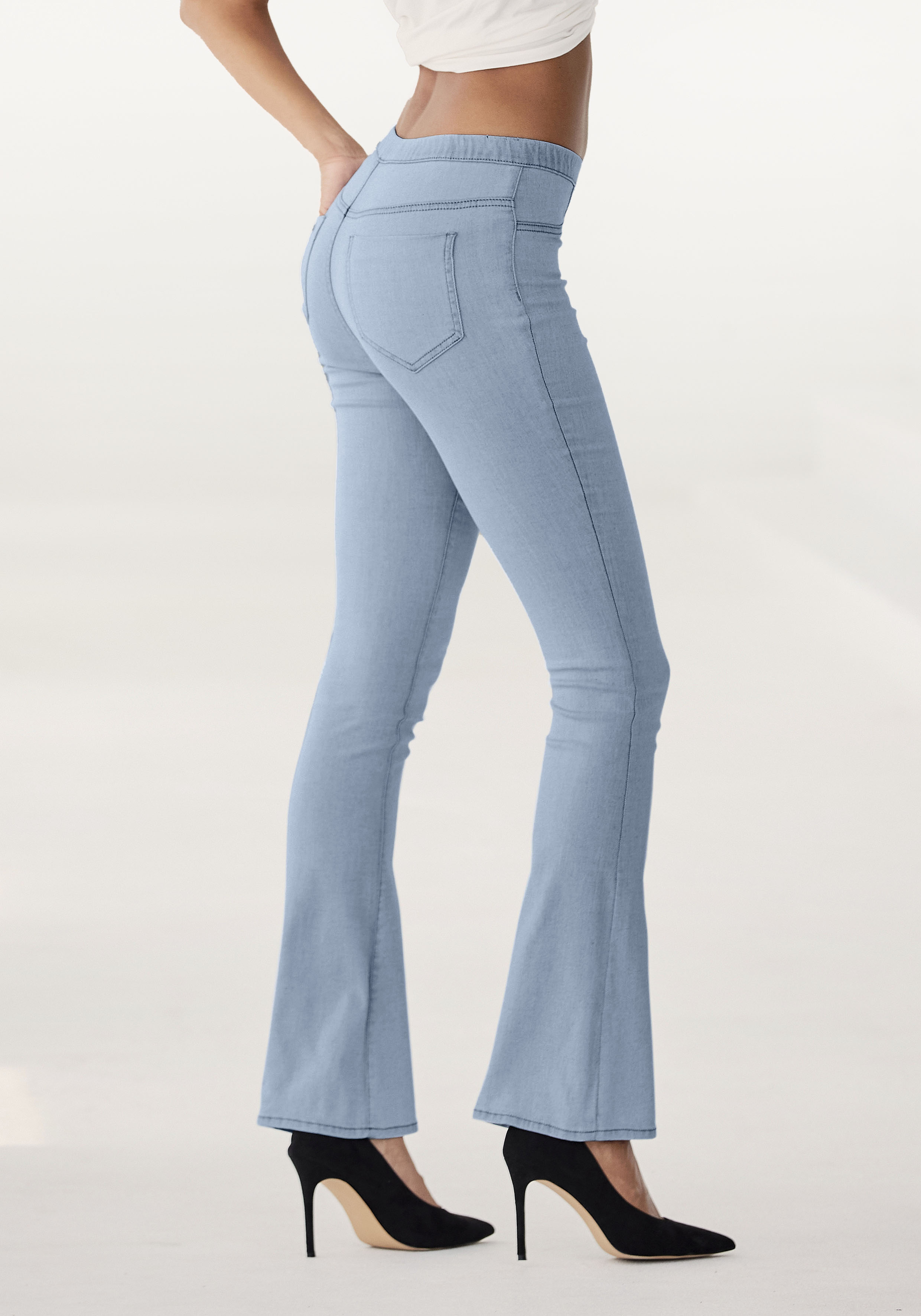 Buffalo Jeggings mit ausgestelltem Bein