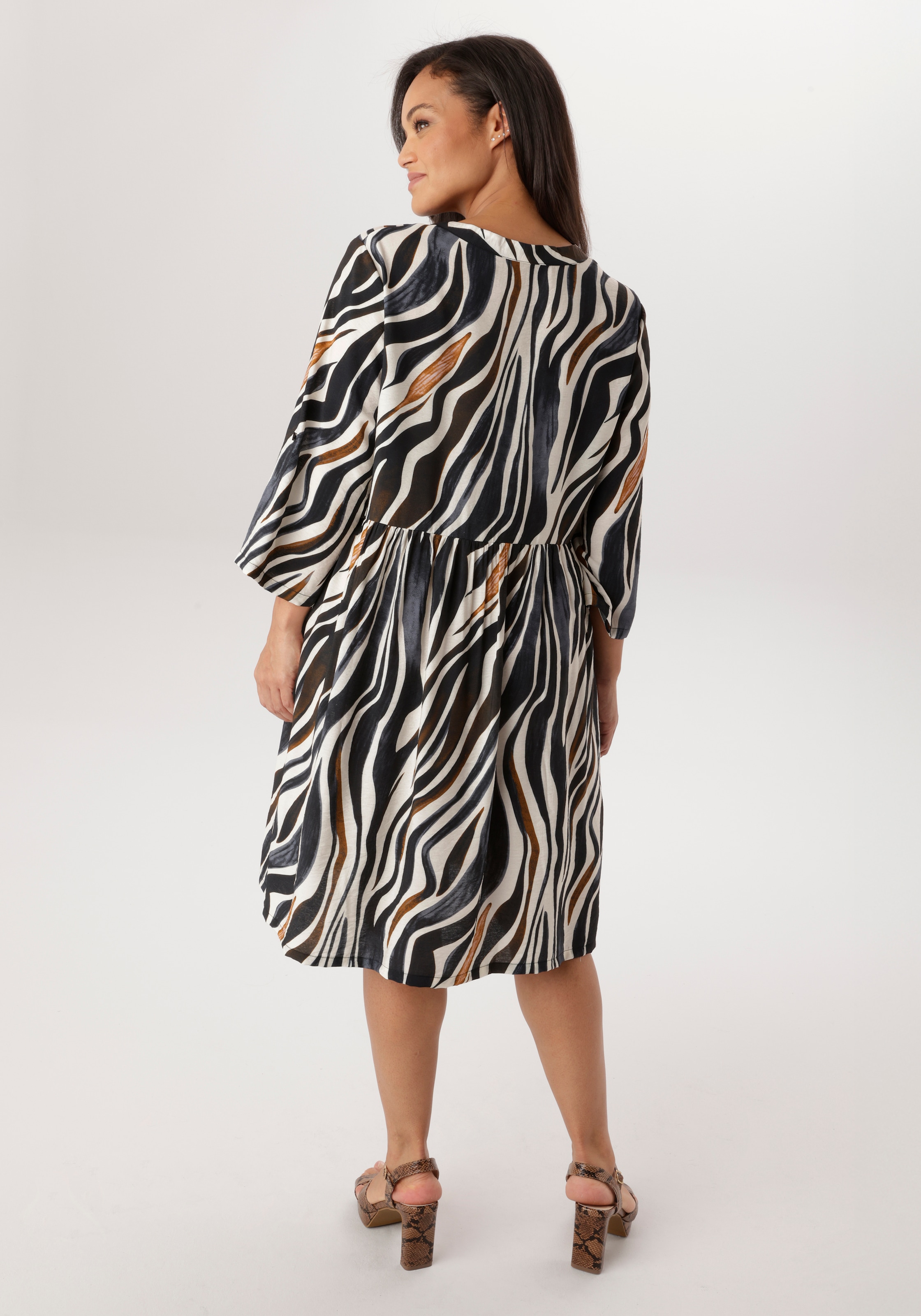Aniston PLUS Tunikakleid im extravaganten Zebra-Print - NEUE KOLLEKTION