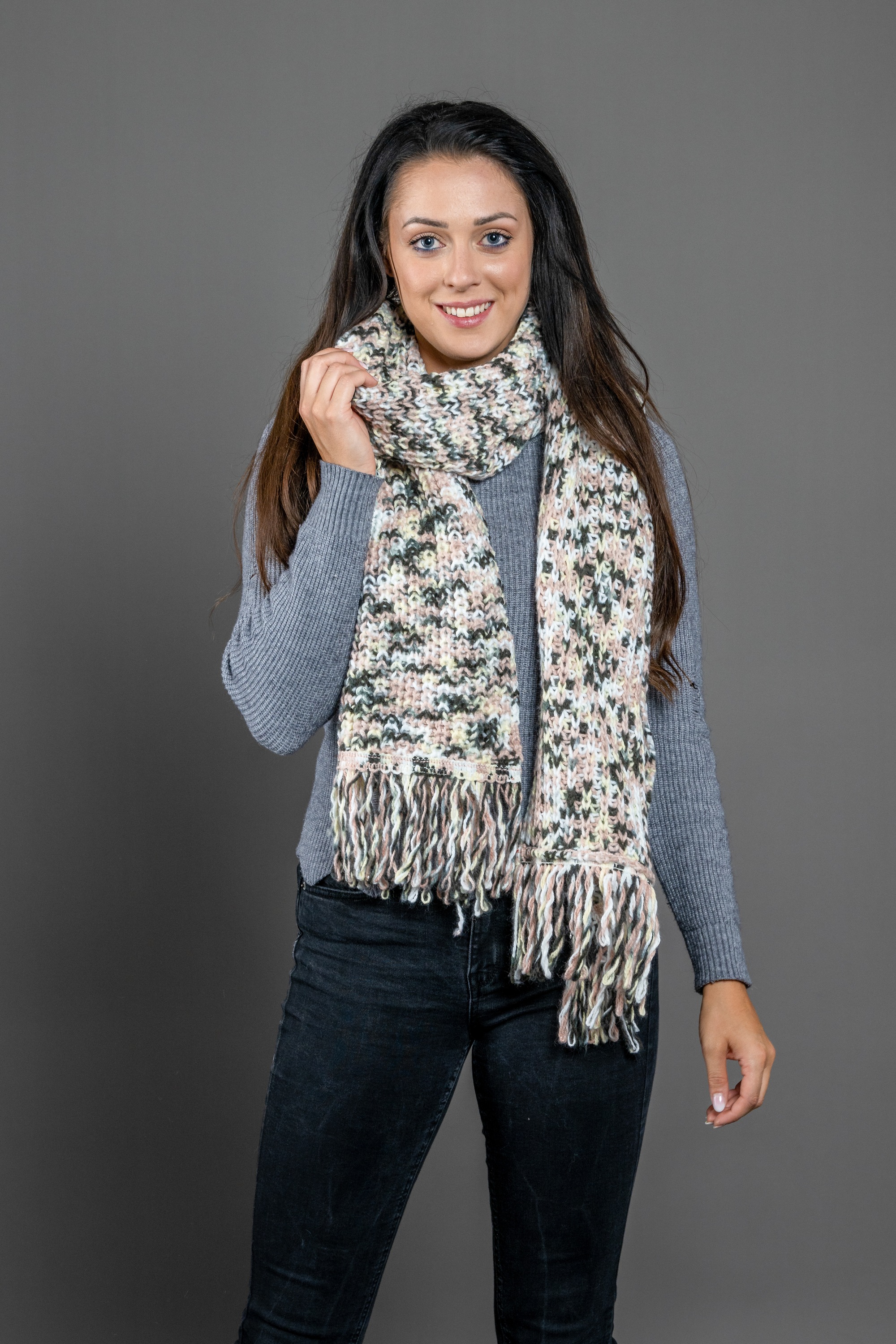 COLLEZIONE ALESSANDRO Wollschal "Becky" 1 Stk. kuschelweich, mit Fransen günstig online kaufen