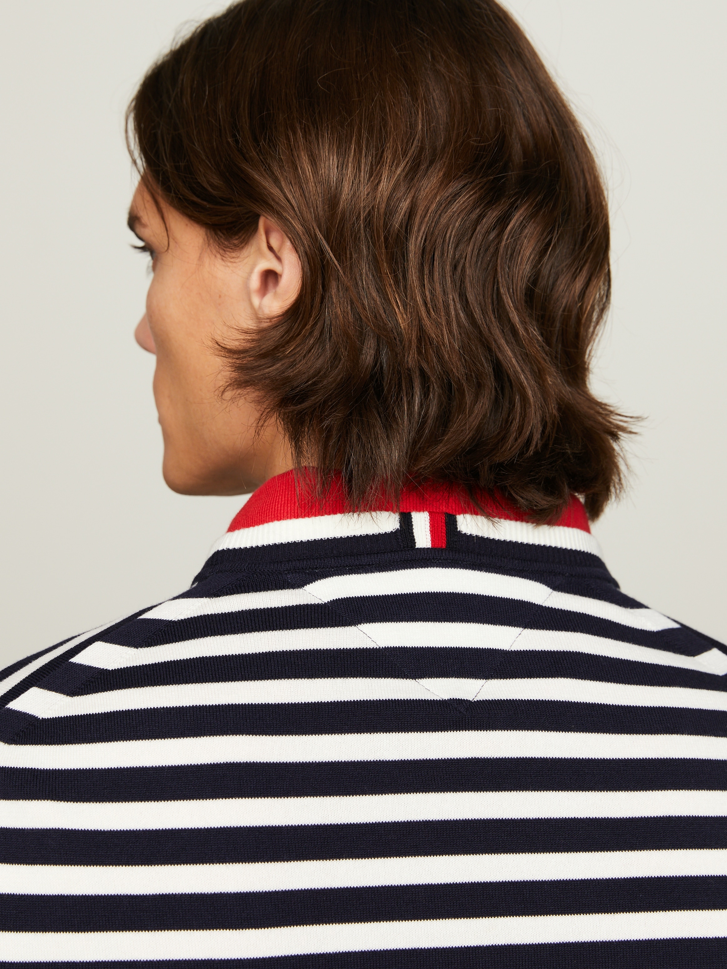 Tommy Hilfiger Rundhalspullover »1985 CREW NECK SWEATER«, von der Kollektion aus 1985 inspiriert