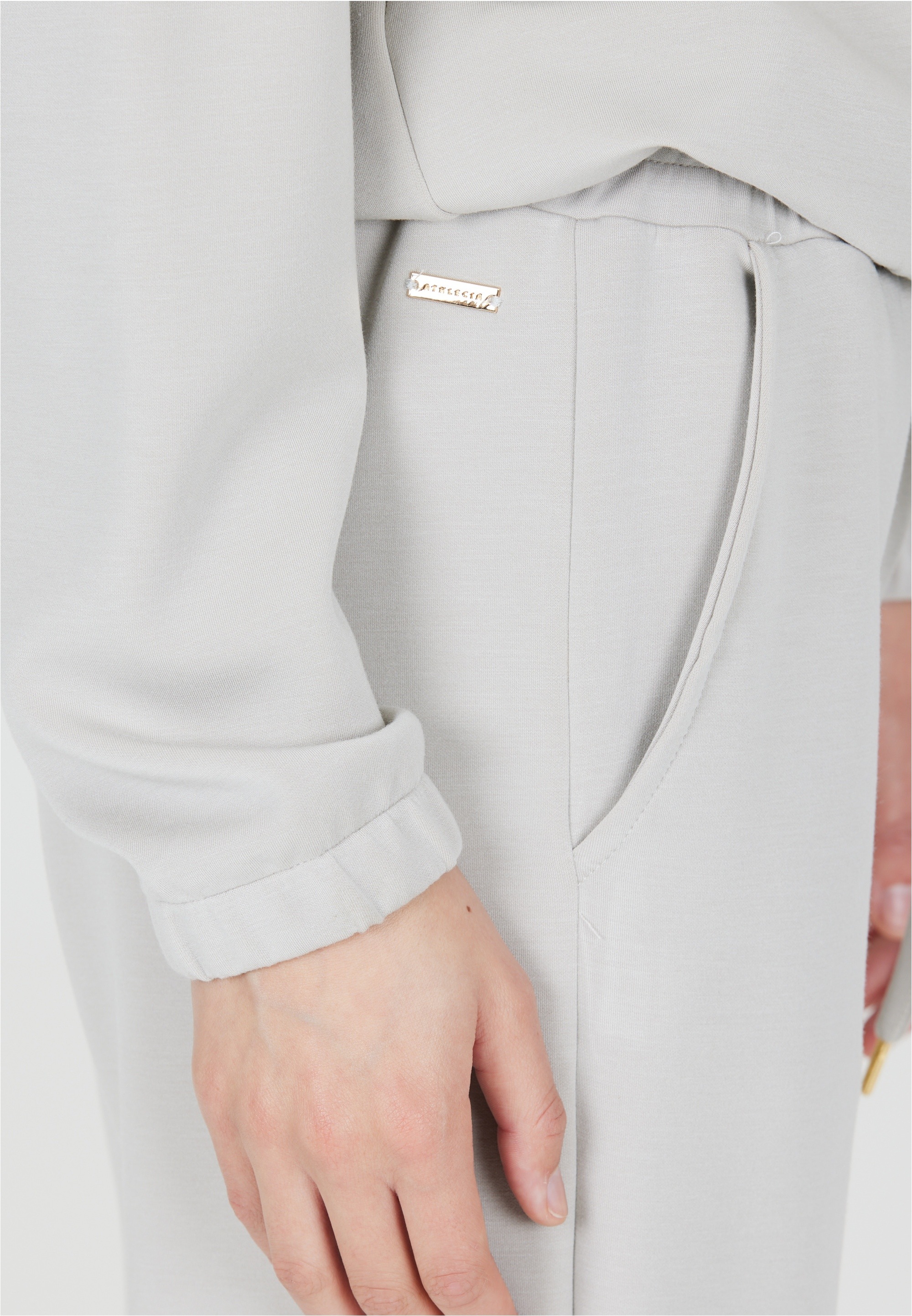 ATHLECIA Sweathose »Jacey«, aus weichem Modalmix