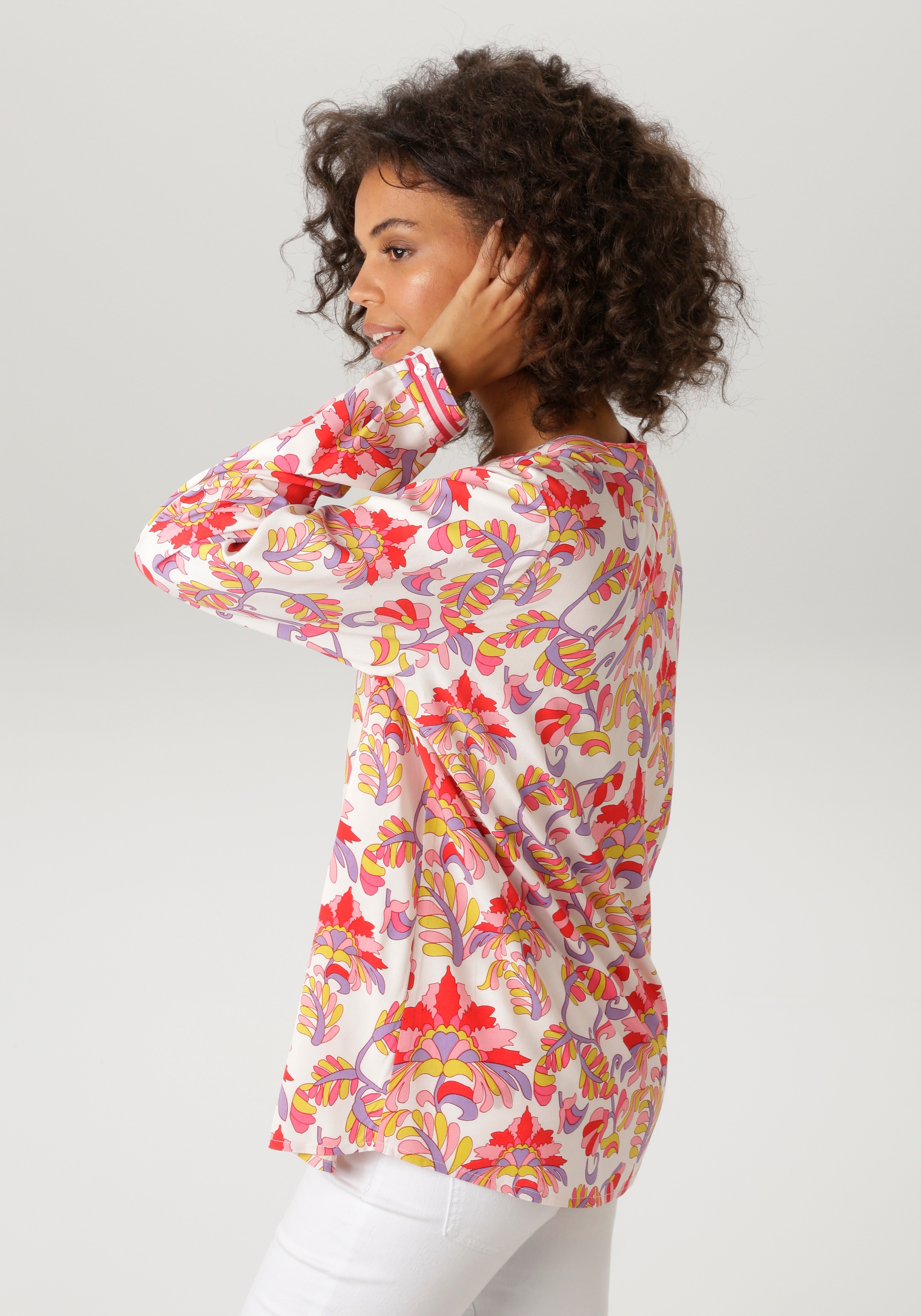 Aniston CASUAL Schlupfbluse mit grafischen Blumendruck - jedes Teil ein Uni günstig online kaufen