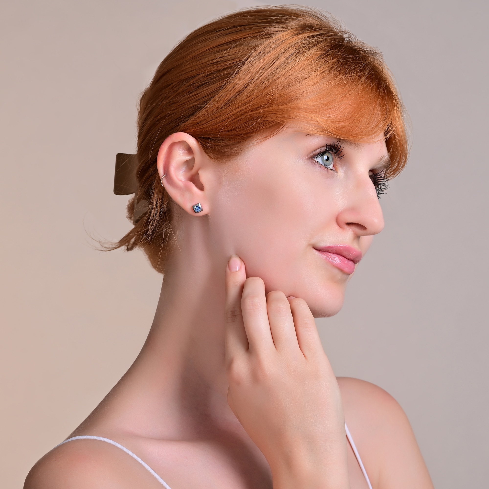 Adelia´s Paar Ohrhänger »Damen Ohrringe – Ohrstecker aus Edelstahl mit Strass Steinchen« Geschenkidee: zeitlos und vielseitig